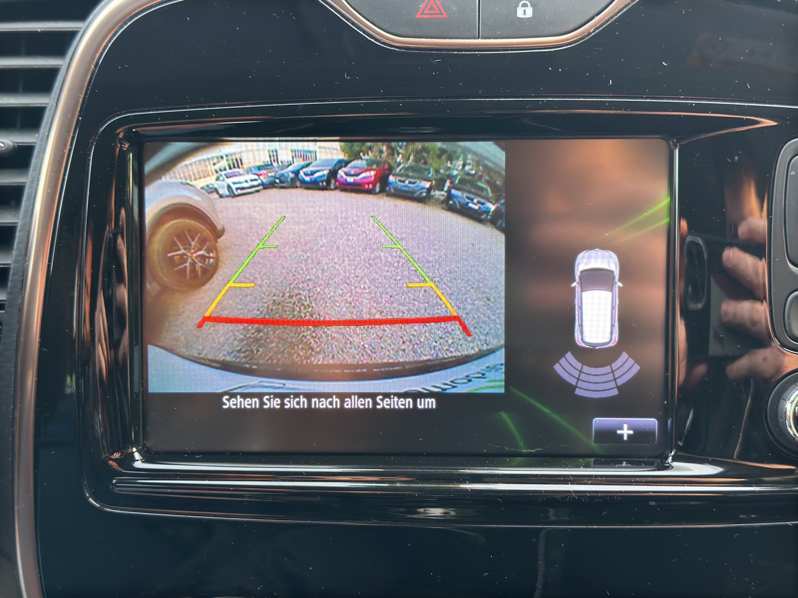 RENAULT Captur 1.2 T 16V Privilège EDC-image-17