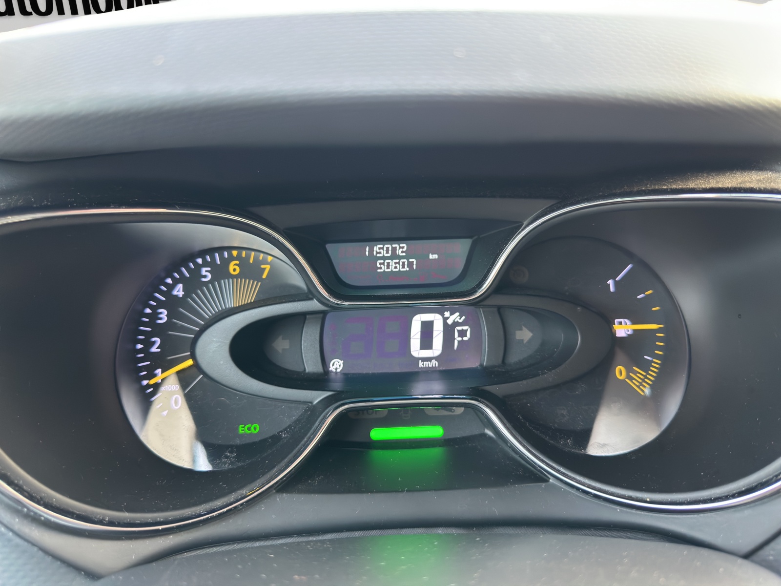 RENAULT Captur 1.2 T 16V Privilège EDC-image-21