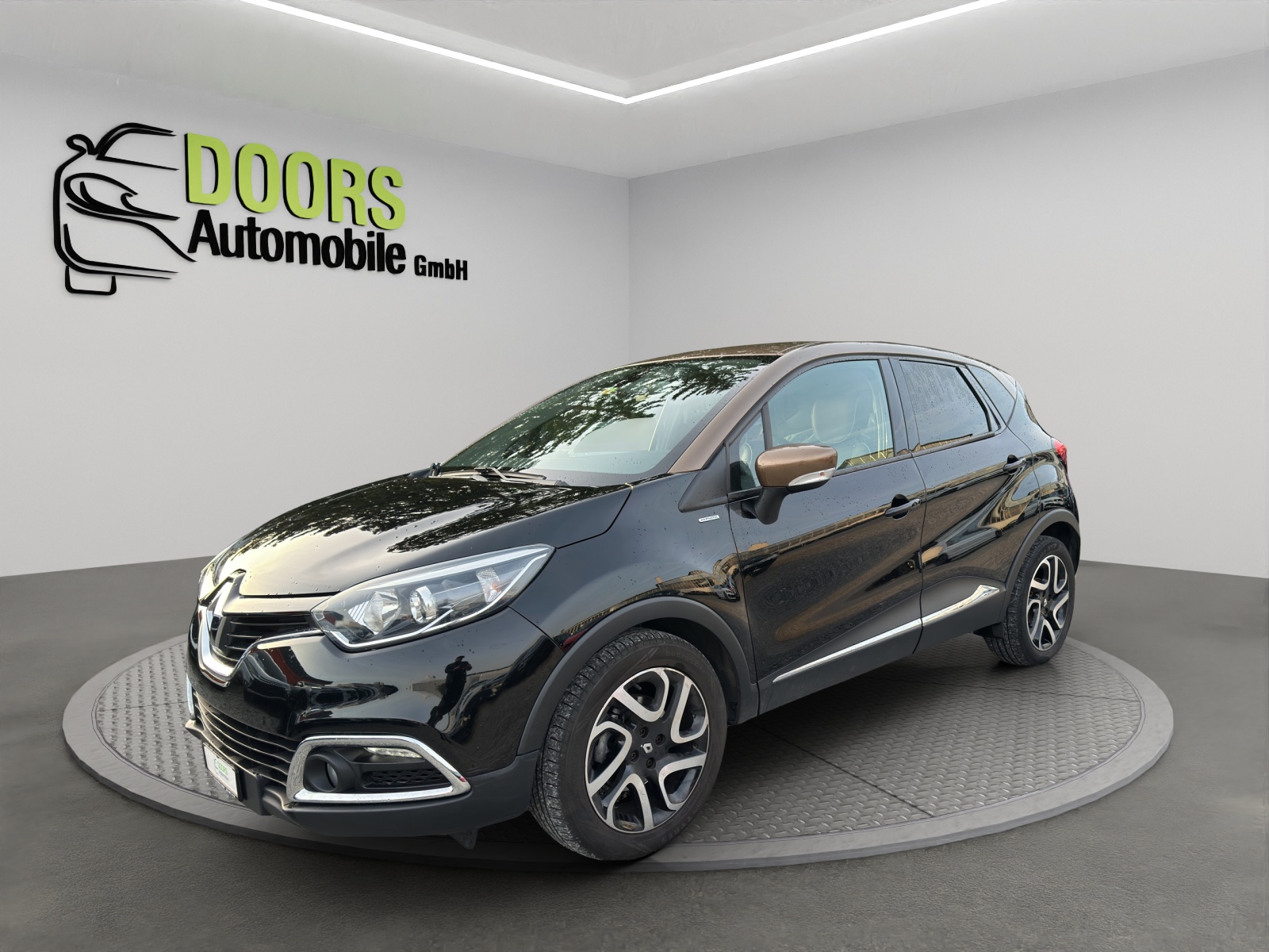 RENAULT Captur 1.2 T 16V Privilège EDC-showroom-element-2