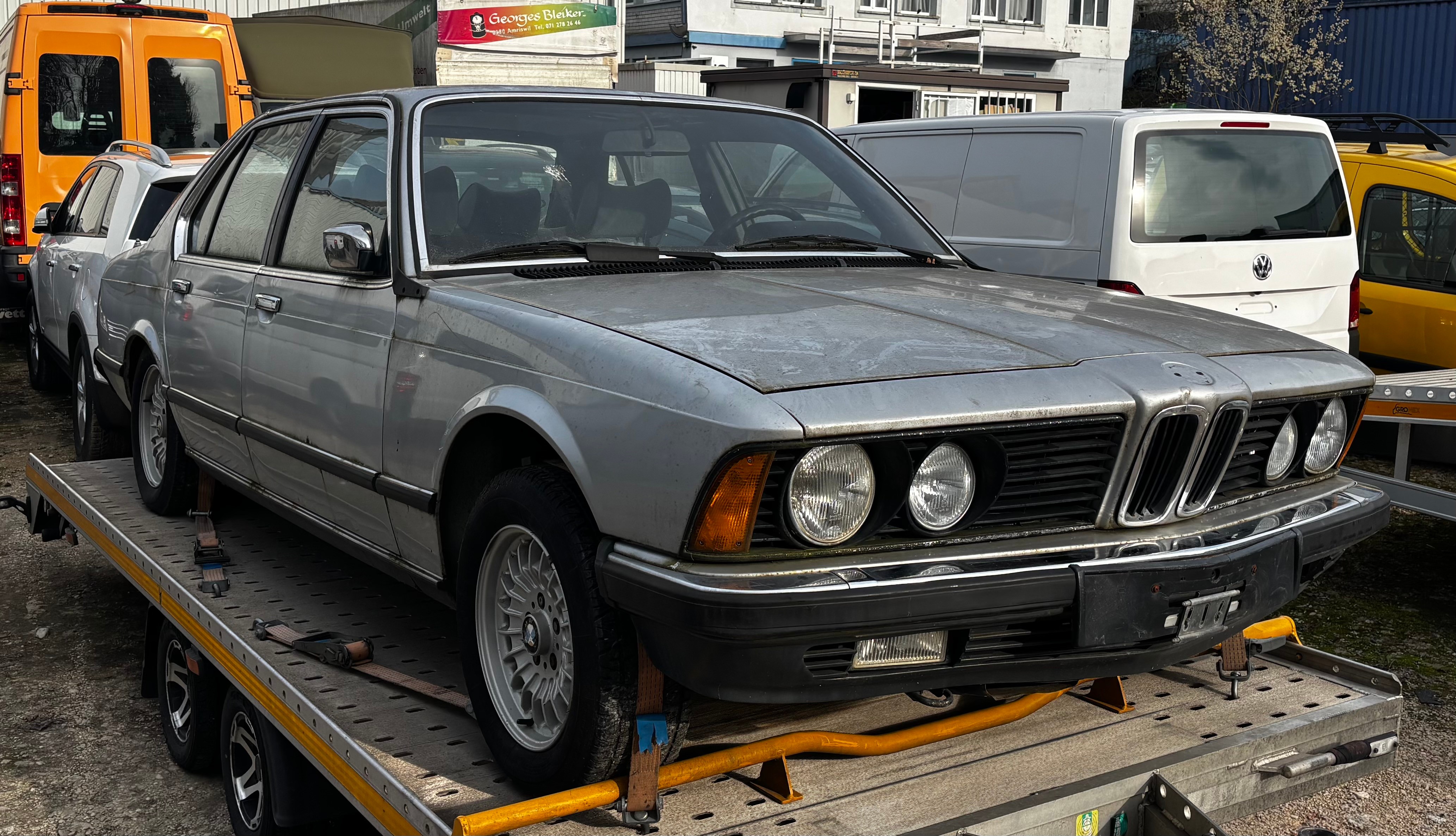 Car photo
