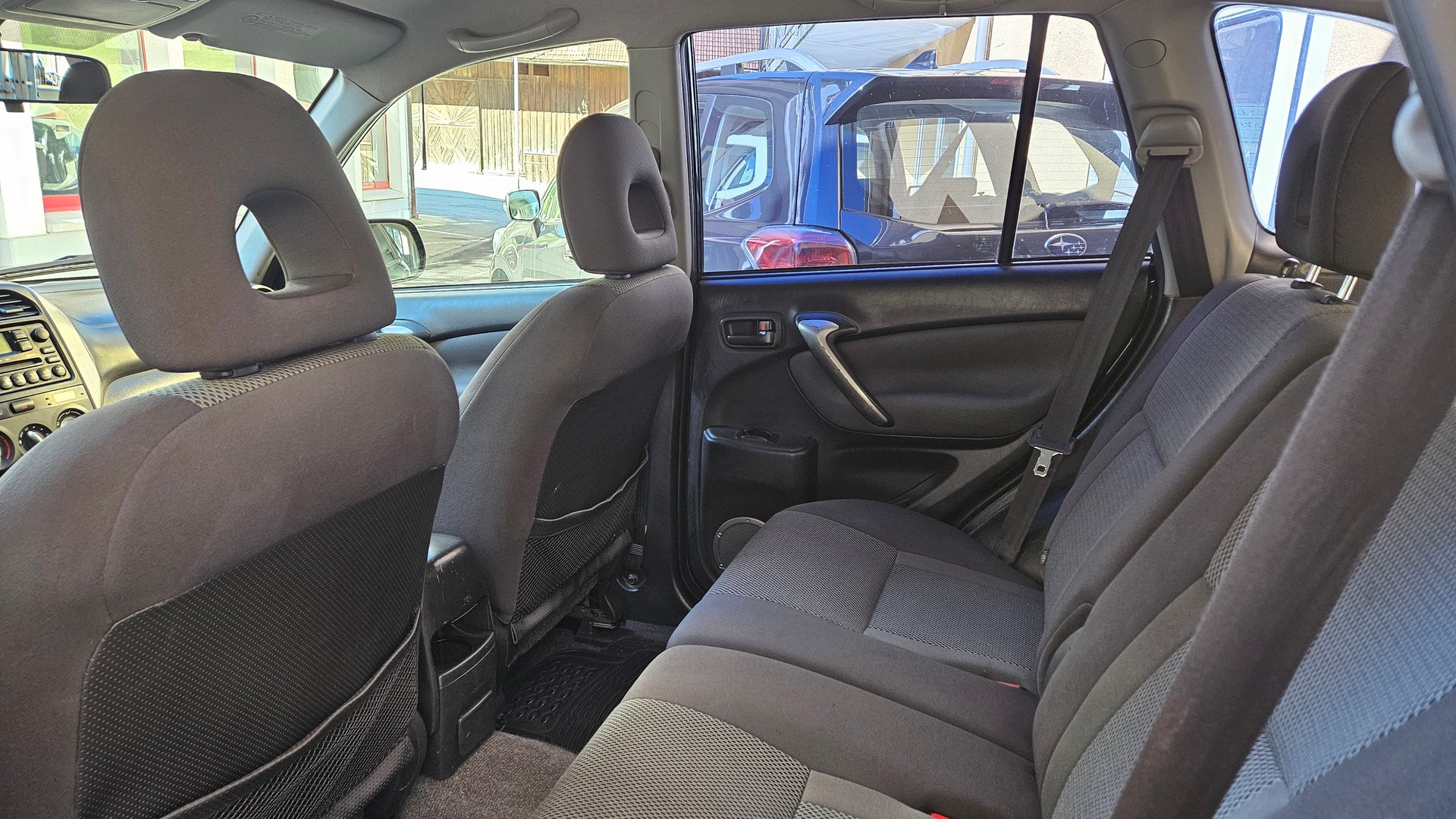 TOYOTA RAV-4 2.0 16V Linea Sol-image-8
