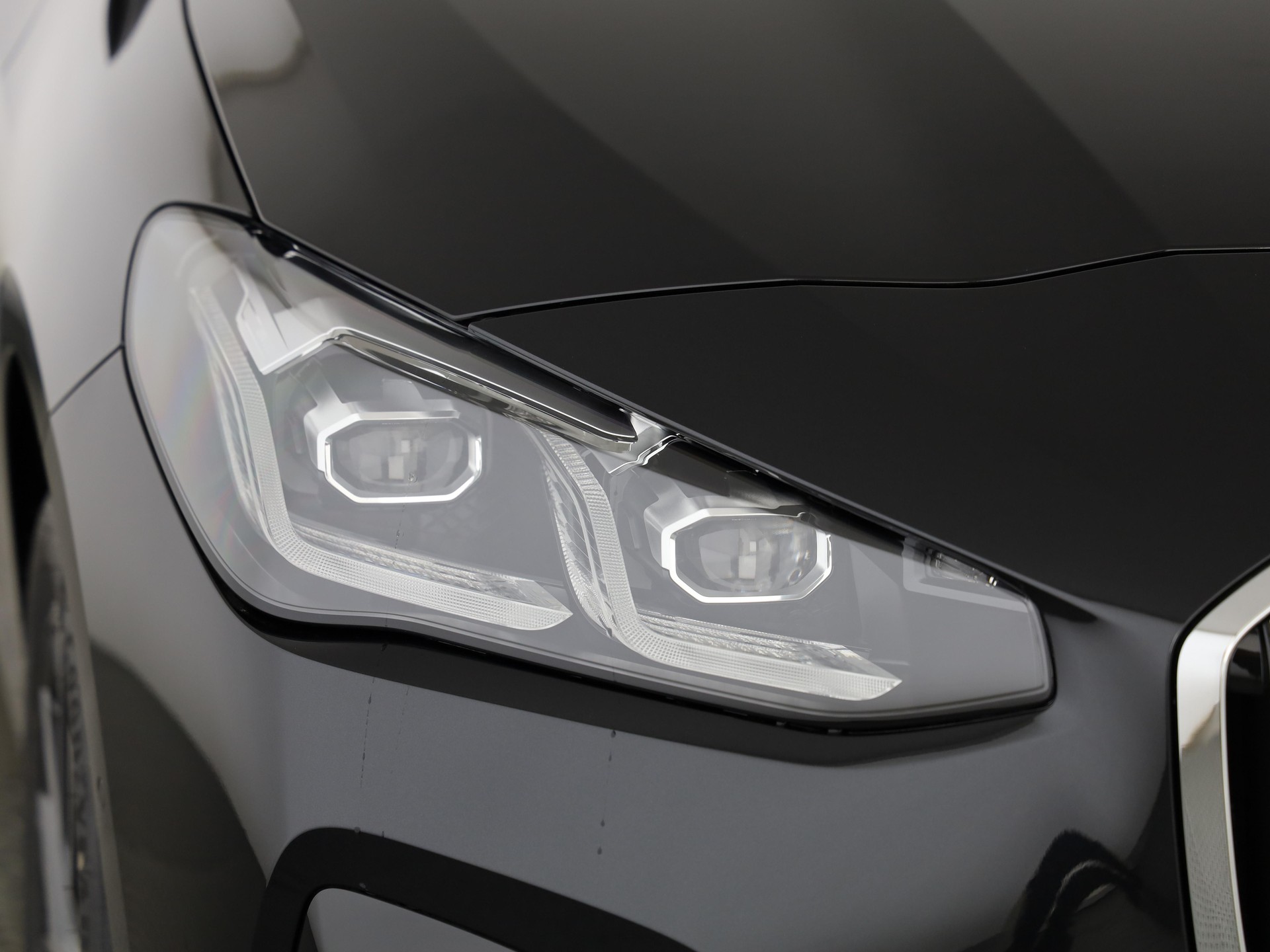 BMW 223d xDrive Active Tourer-image-5