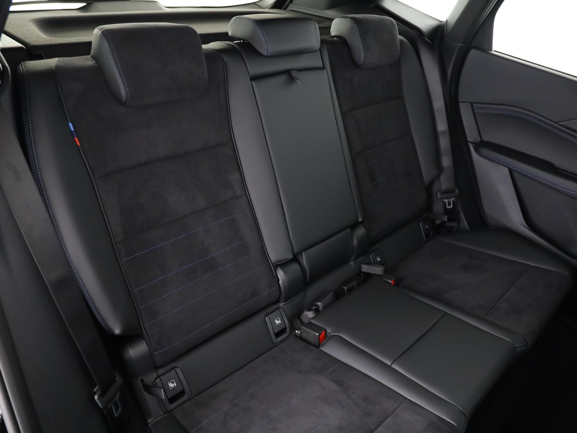 BMW 223d xDrive Active Tourer-image-14