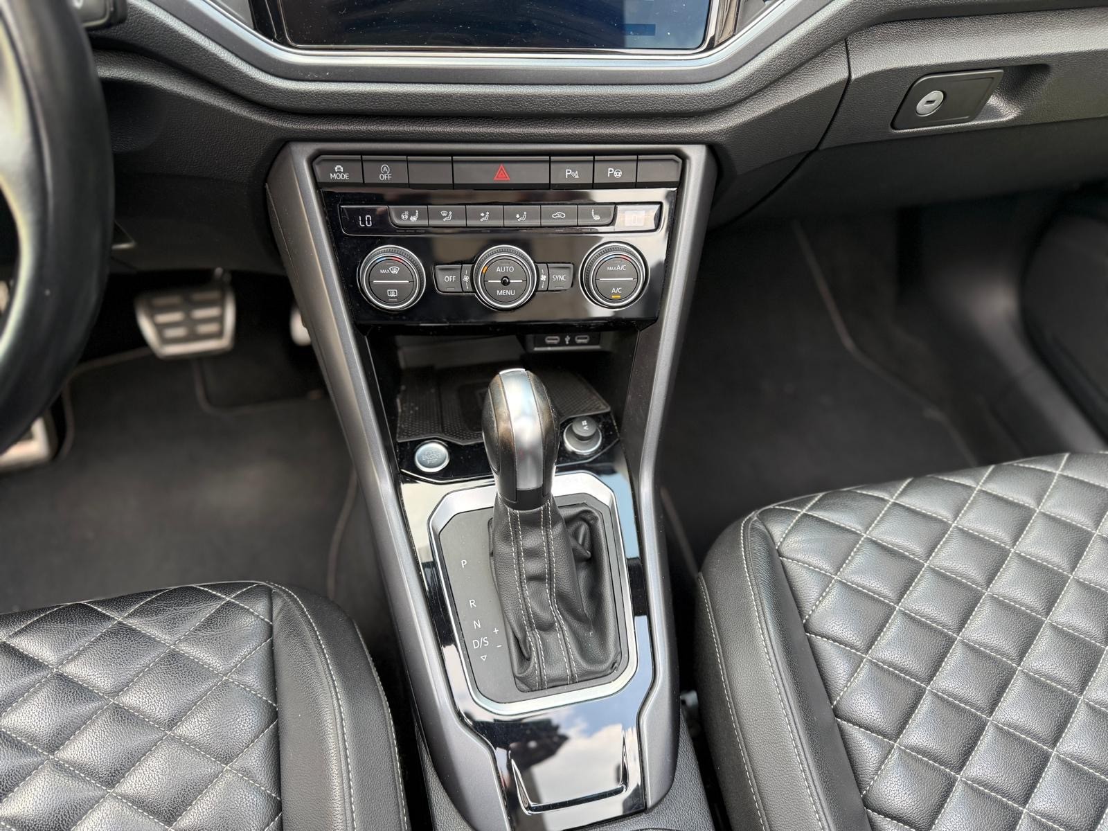 VW T-Roc Cabriolet 1.5 TSI R-Line DSG-image-20