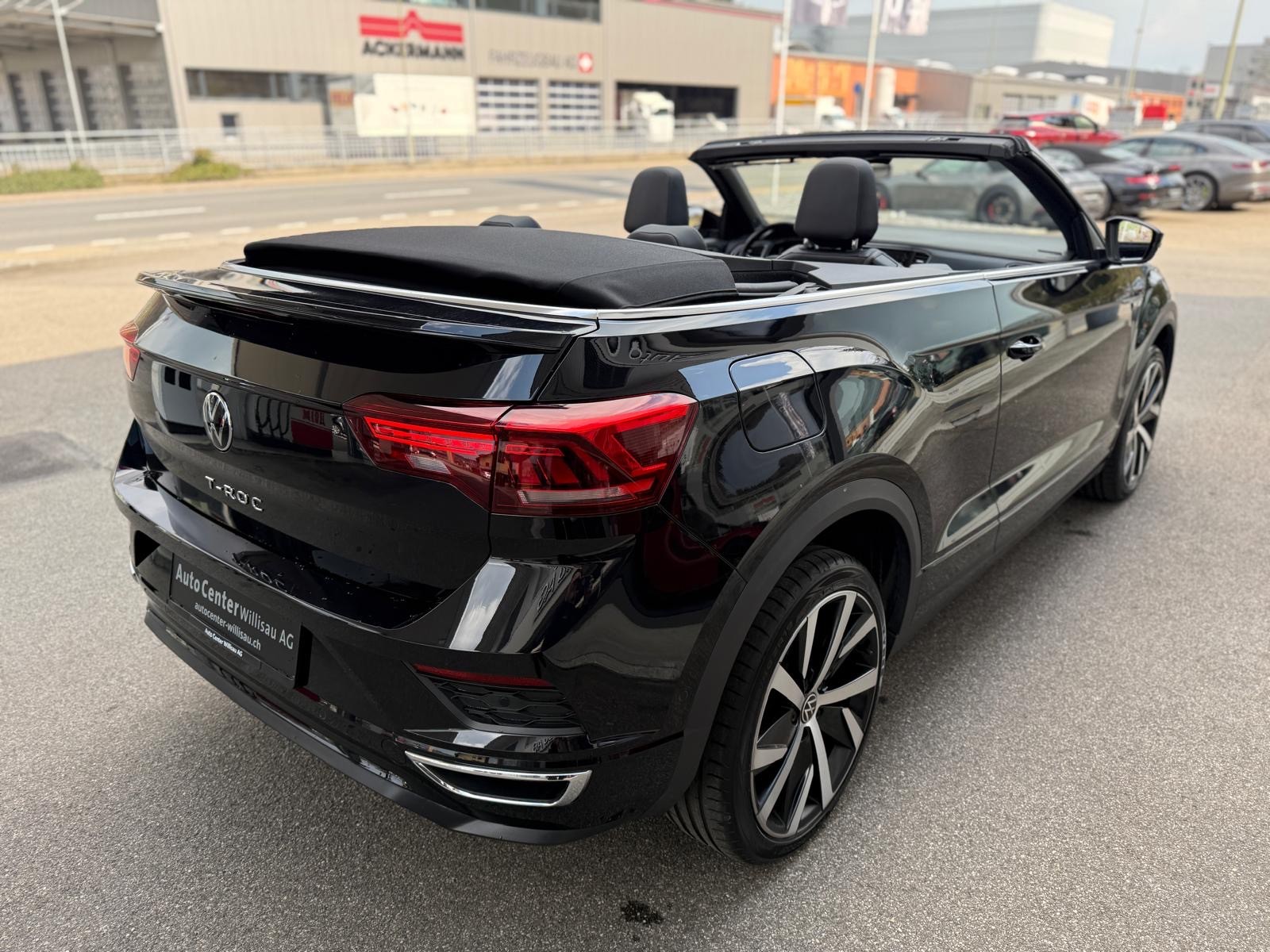 VW T-Roc Cabriolet 1.5 TSI R-Line DSG-image-14