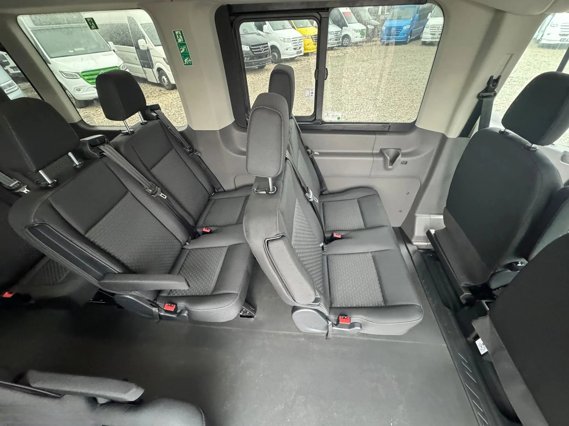 FORD Transit 350 L4 Basis 2.0 TDCi 130 FWD 18 Sitzer-image-9