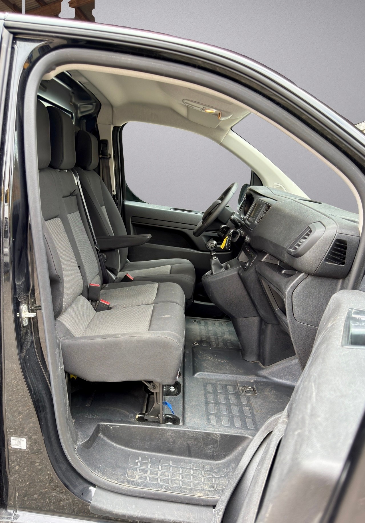 CITROEN Jumpy 2.0 BlueHDi XL Swiss Edition 3 Plätze, 145PS, Navigation,-image-9