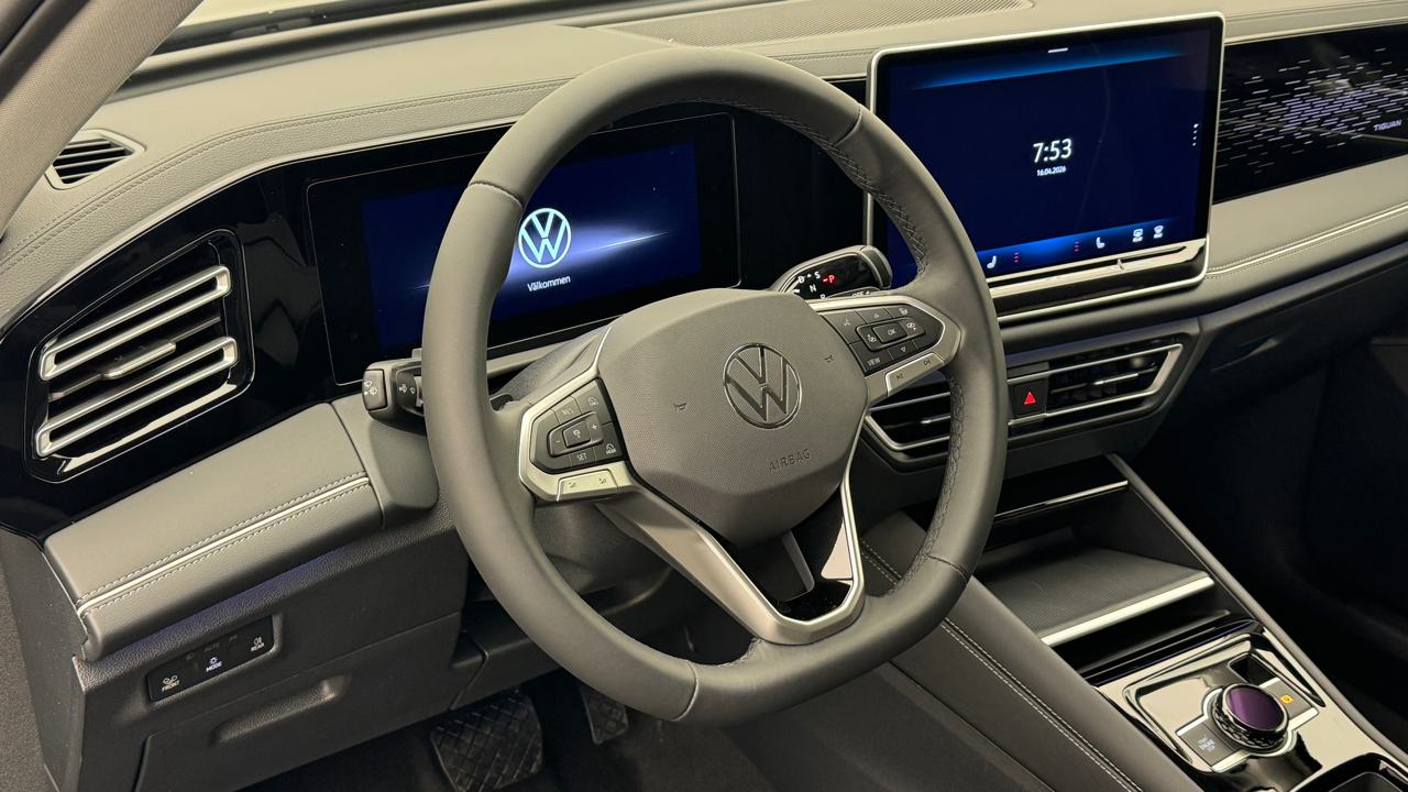 VW Tiguan 2.0 TDI SCR Elegance 4Motion DSG-image-6