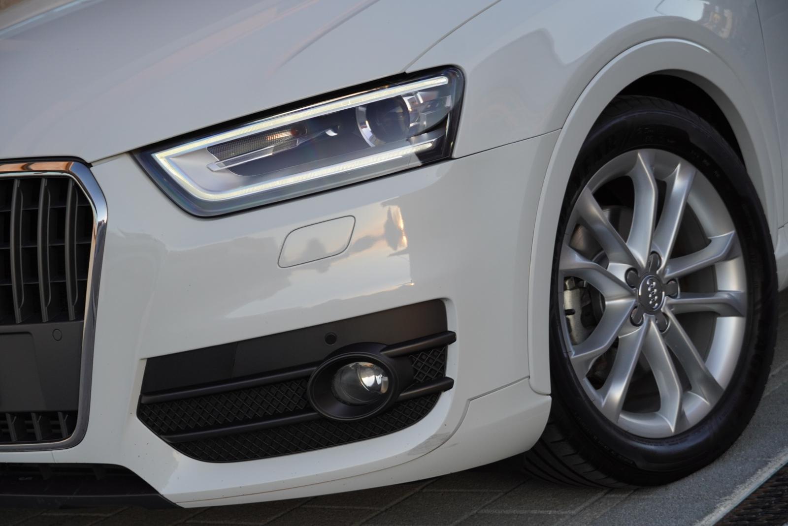 AUDI Q3 2.0 TDI sport quattro S-tronic-showroom-element-2