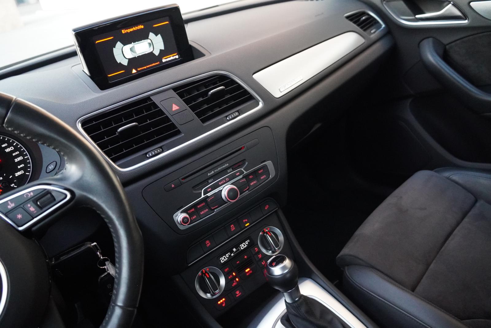 AUDI Q3 2.0 TDI sport quattro S-tronic-image-15