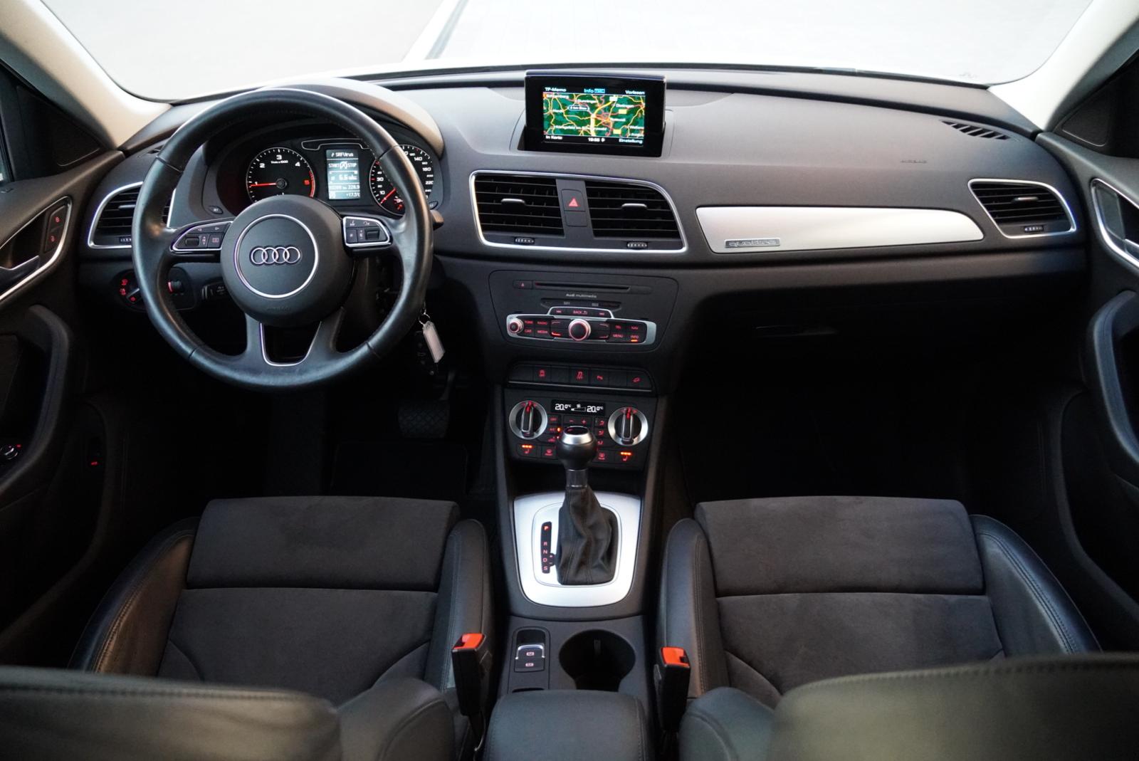 AUDI Q3 2.0 TDI sport quattro S-tronic-image-11