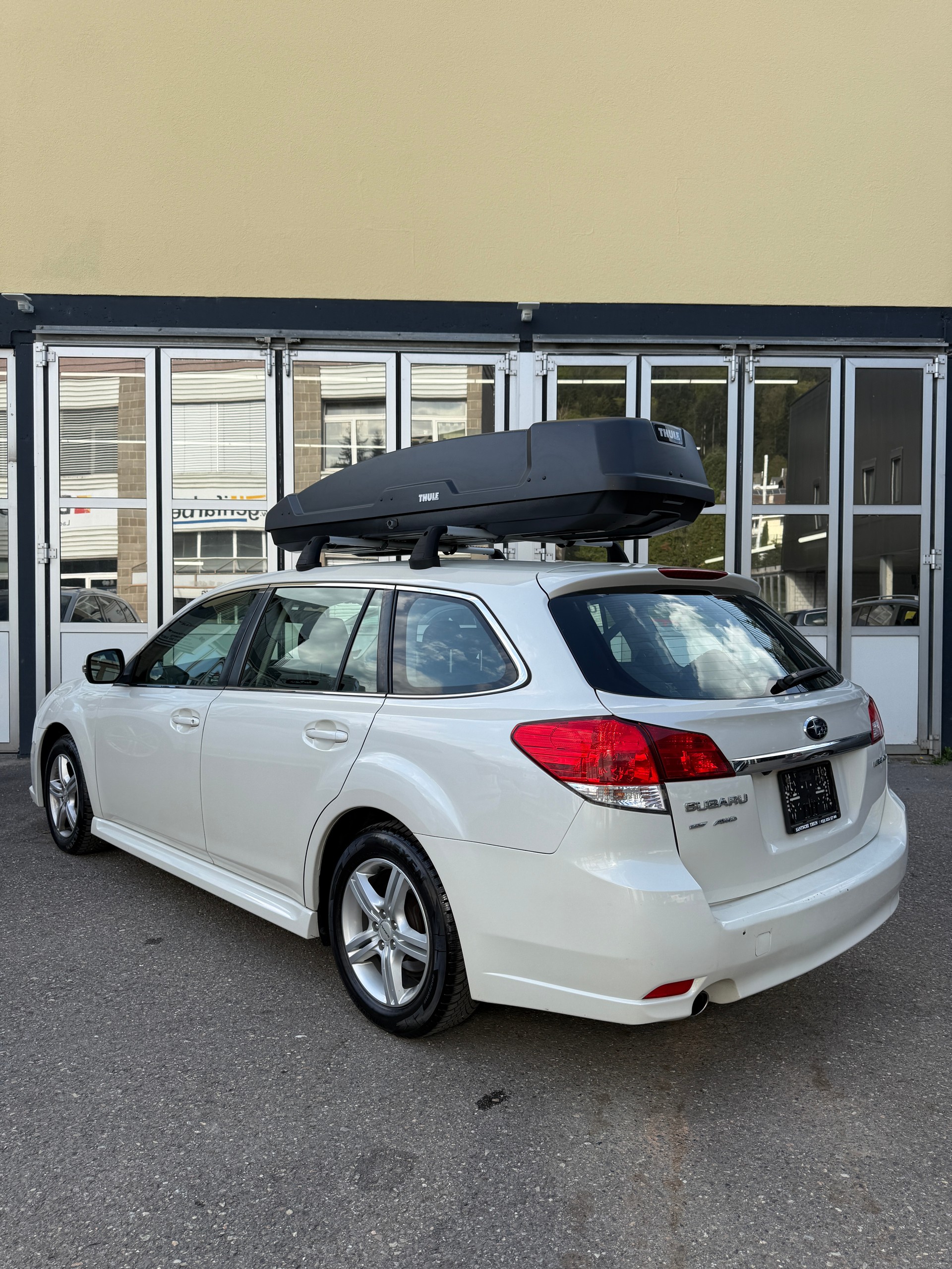 SUBARU Legacy 2.0i Swiss AWD Lineartronic-image-3