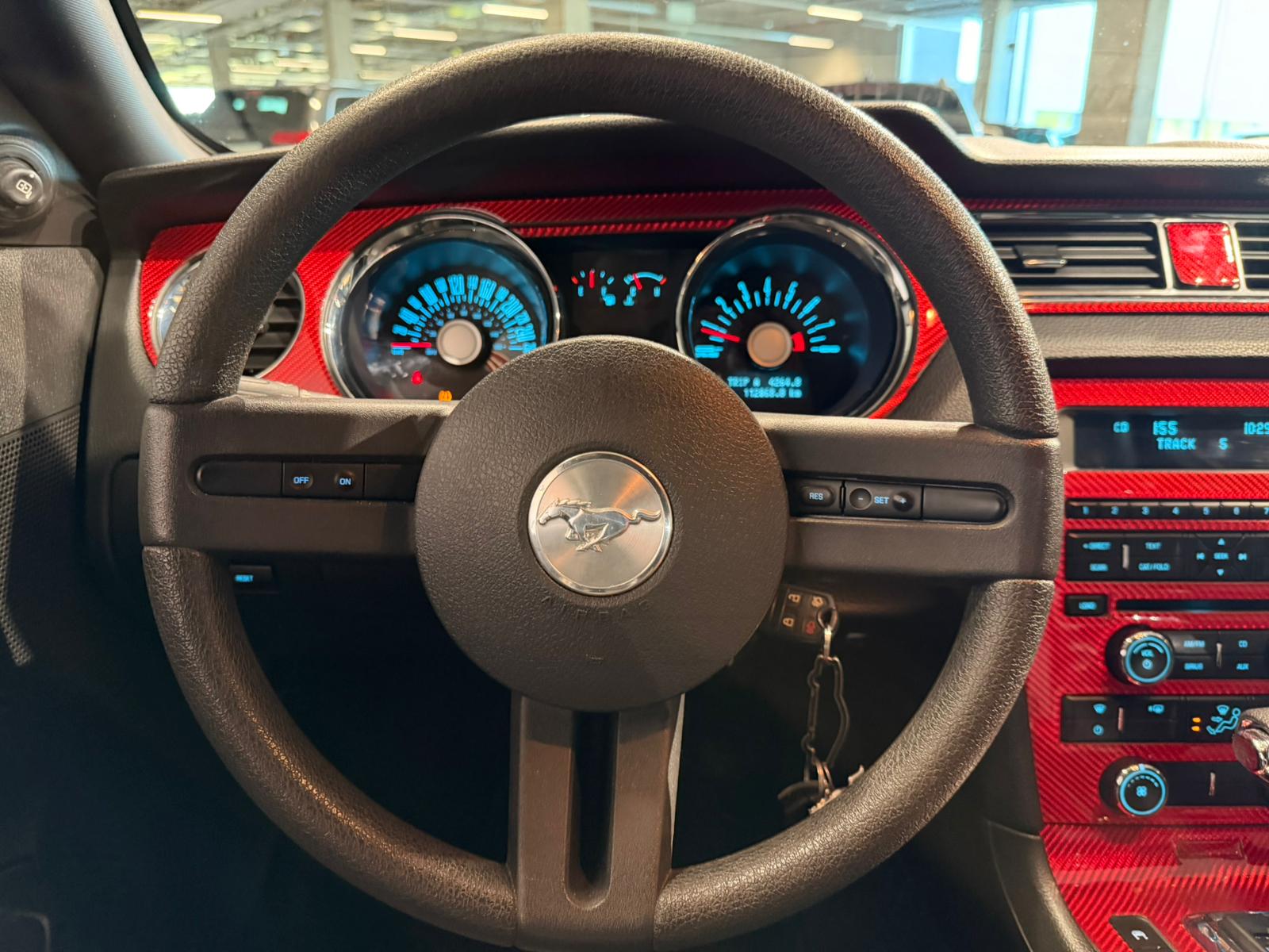 FORD Mustang GT 3.7 V6 Automatic-image-26