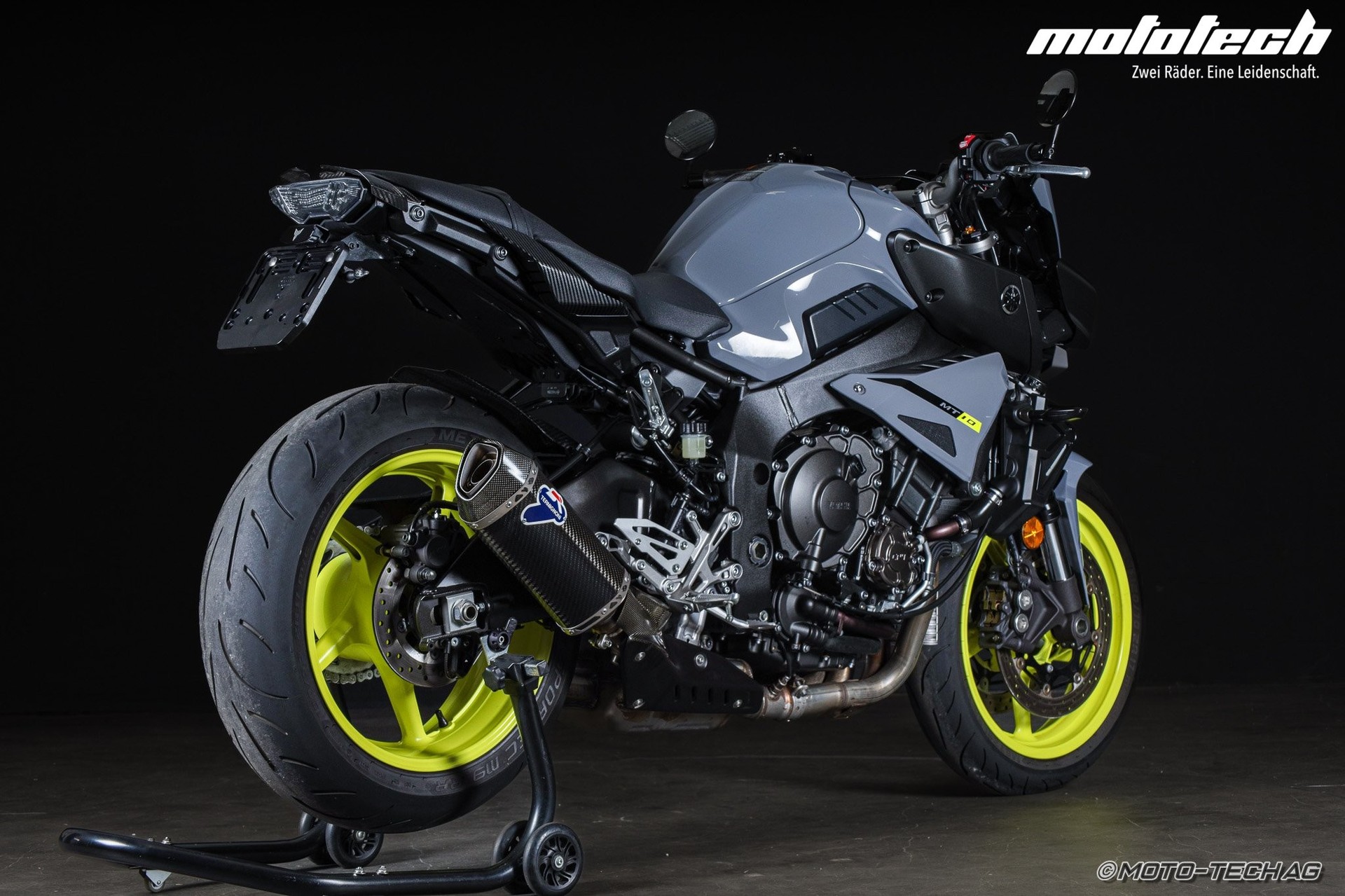 YAMAHA MT-10 ABS TERMIGNONI-showroom-element-2
