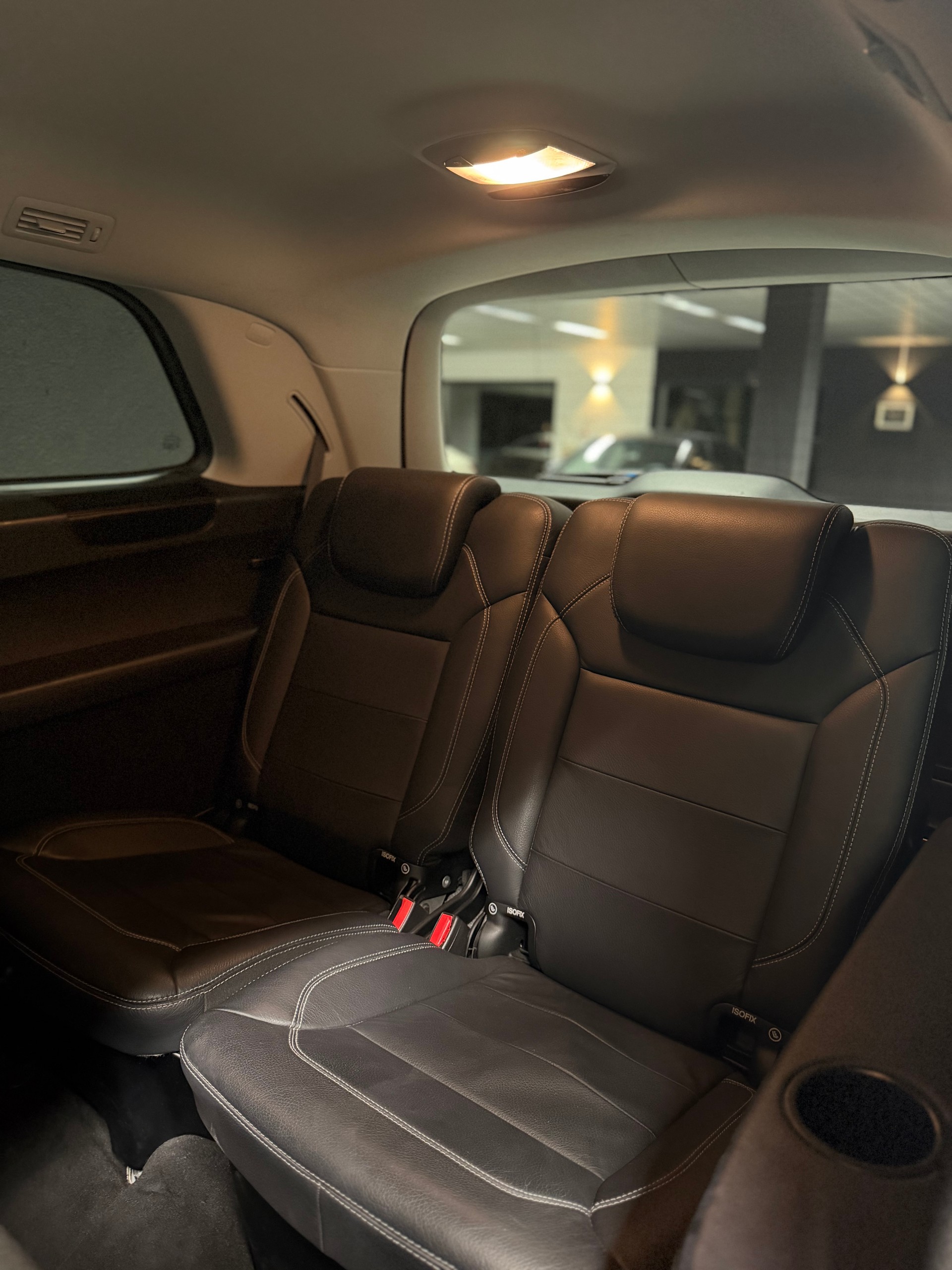 MERCEDES-BENZ GL 350 BlueTEC 4Matic 7G-TRONIC-image-13