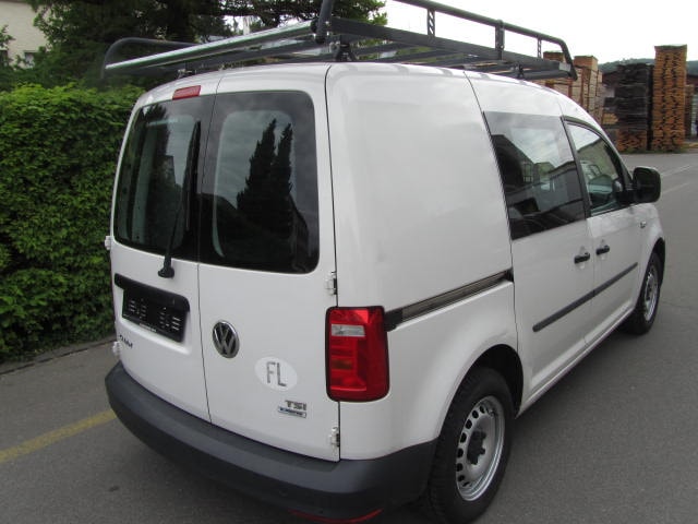 VW Caddy 1.2 TSI Entry BlueMotion Technology-image-2