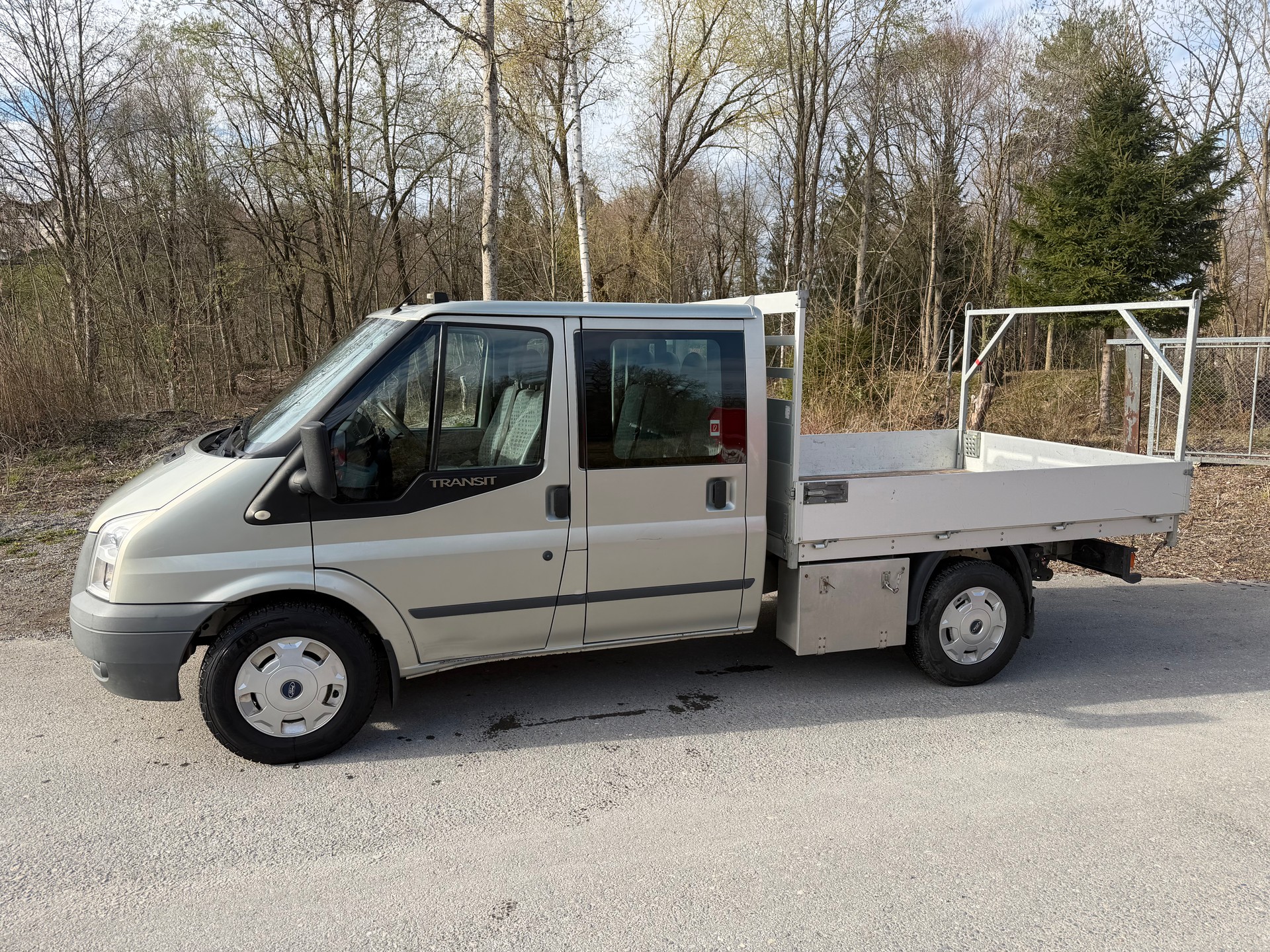 FORD Transit 2.4 TDCi 350 M 4x4-image-0