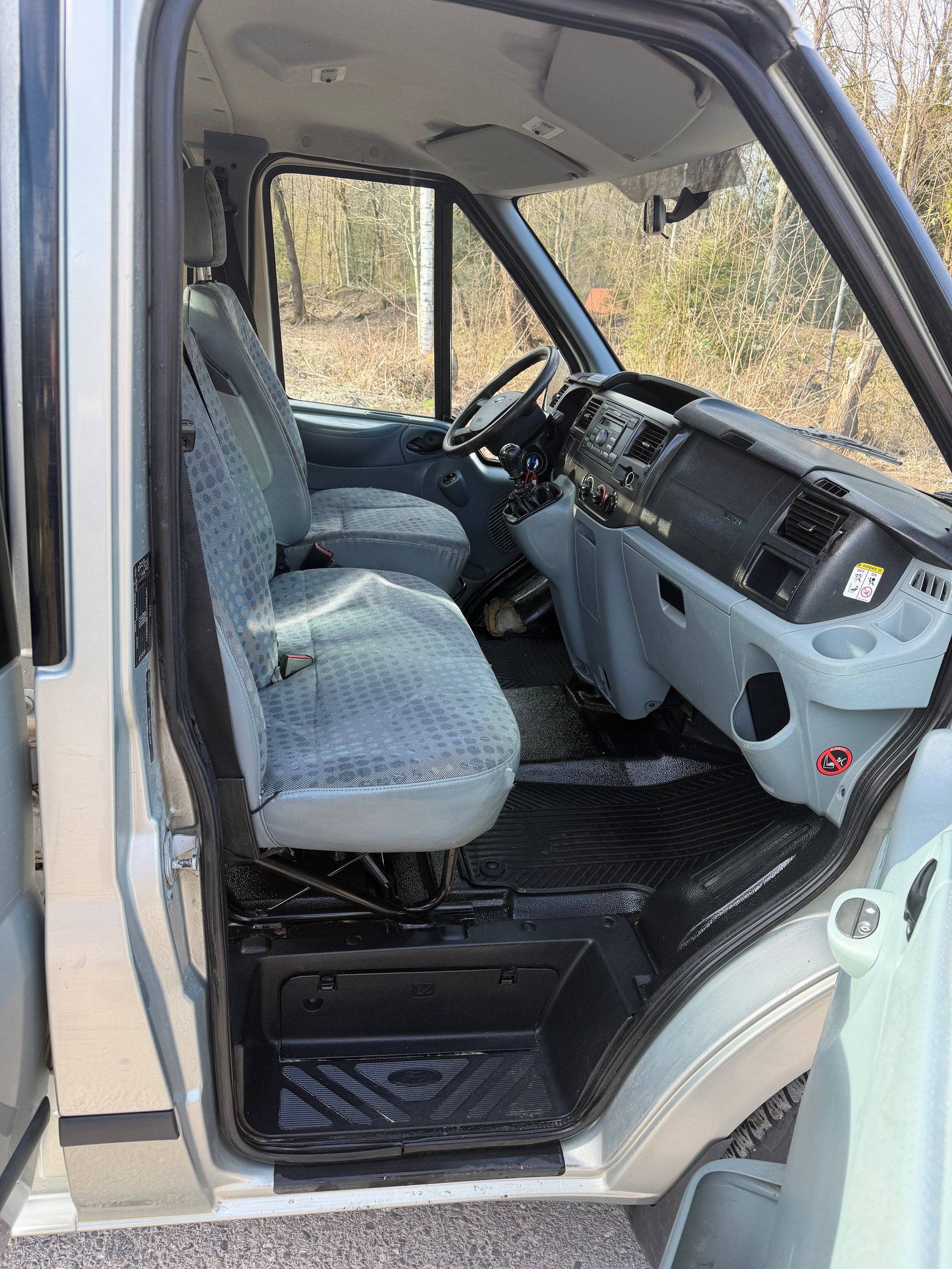 FORD Transit 2.4 TDCi 350 M 4x4-image-9