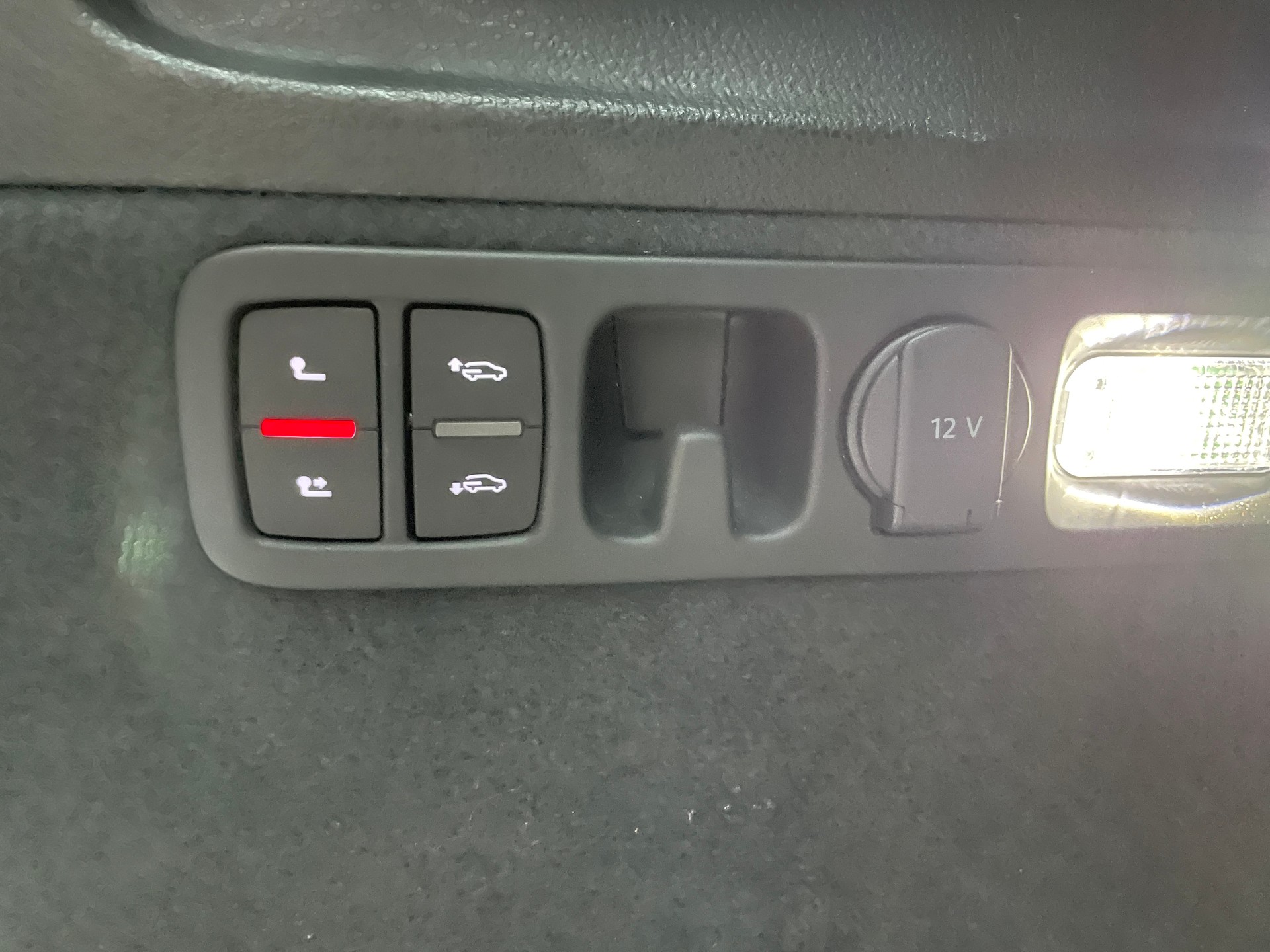 AUDI Q7 e-tron 3.0 TDI quattro tiptronic-image-7