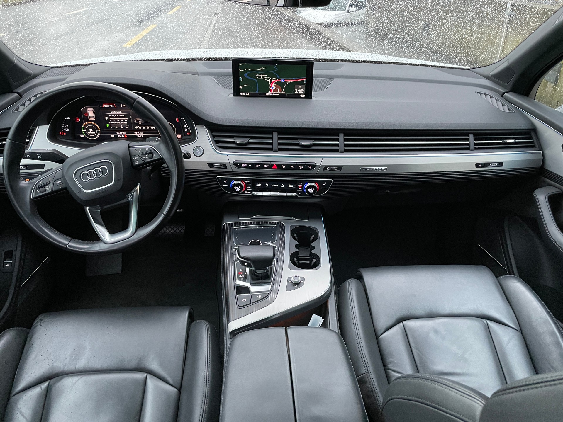 AUDI Q7 e-tron 3.0 TDI quattro tiptronic-image-21