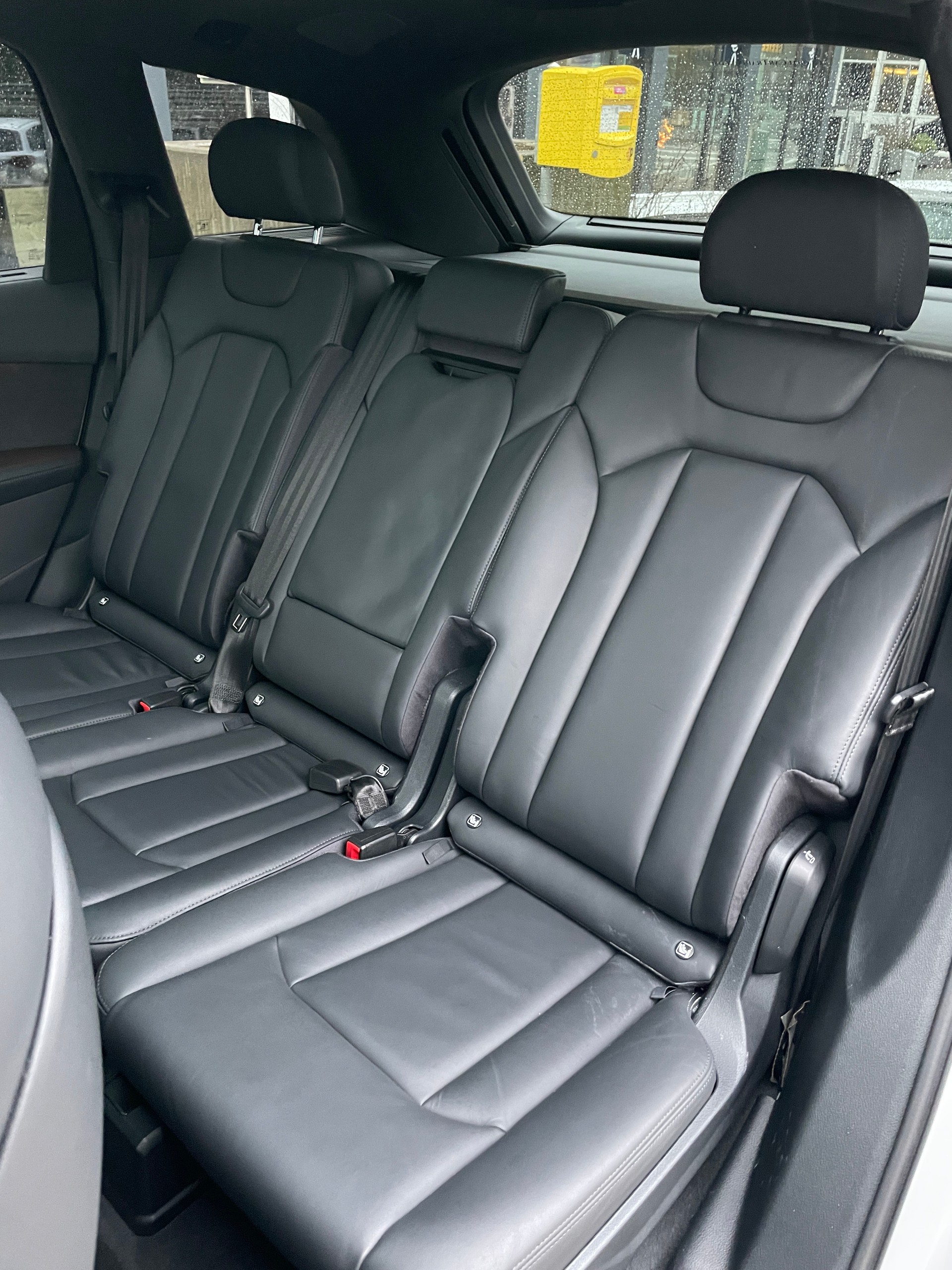 AUDI Q7 e-tron 3.0 TDI quattro tiptronic-image-18