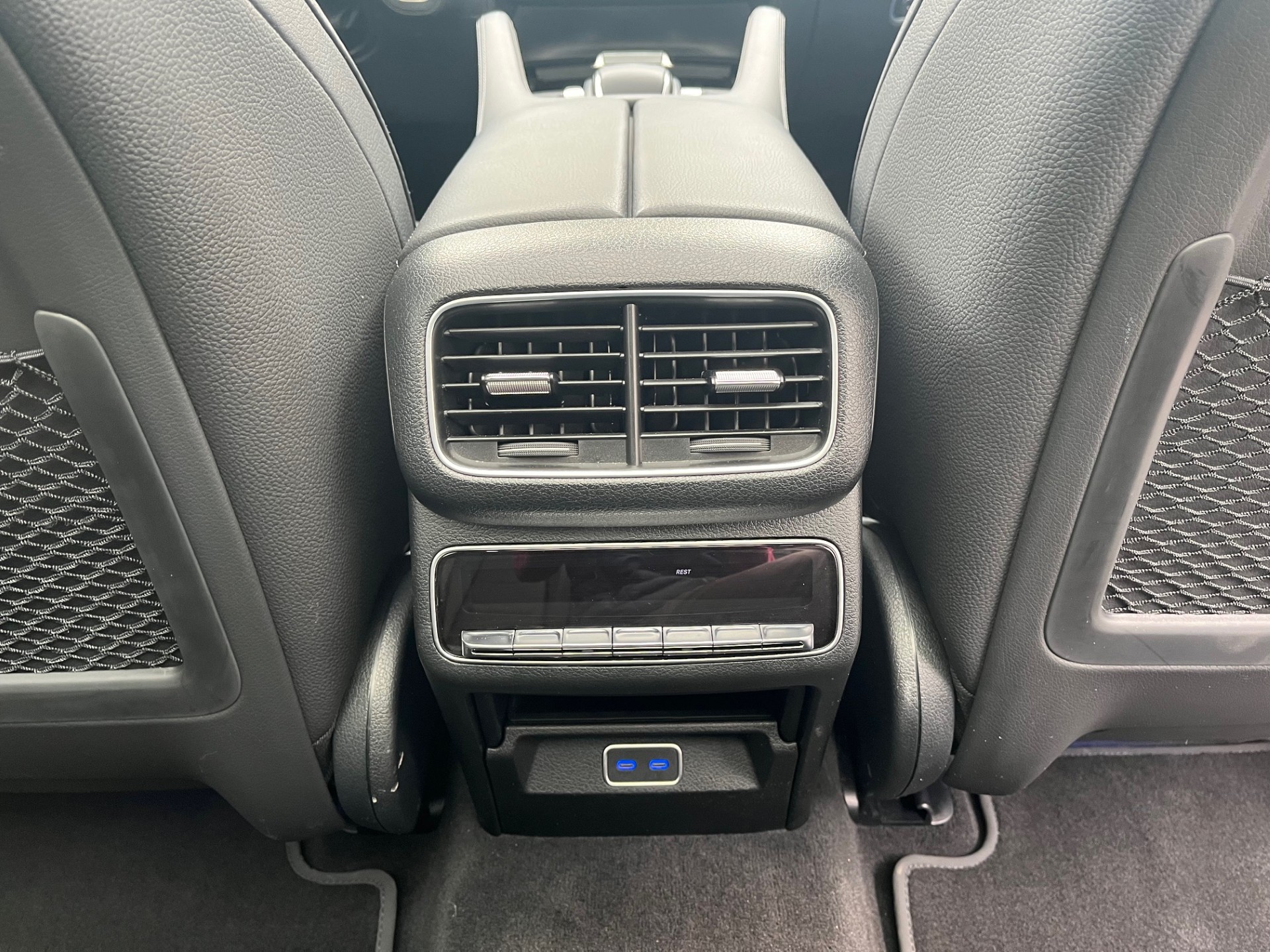 MERCEDES-BENZ GLE 400 e EQ Hybrid 4Matic 9G-Tronic EQ Star-image-24