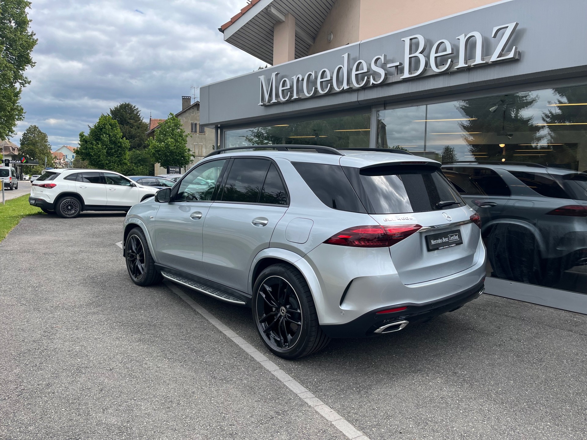 MERCEDES-BENZ GLE 400 e EQ Hybrid 4Matic 9G-Tronic EQ Star-showroom-element-3