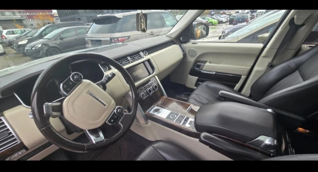 LAND ROVER Range Rover 3.0 TDV6 Vogue Automatic-image-8