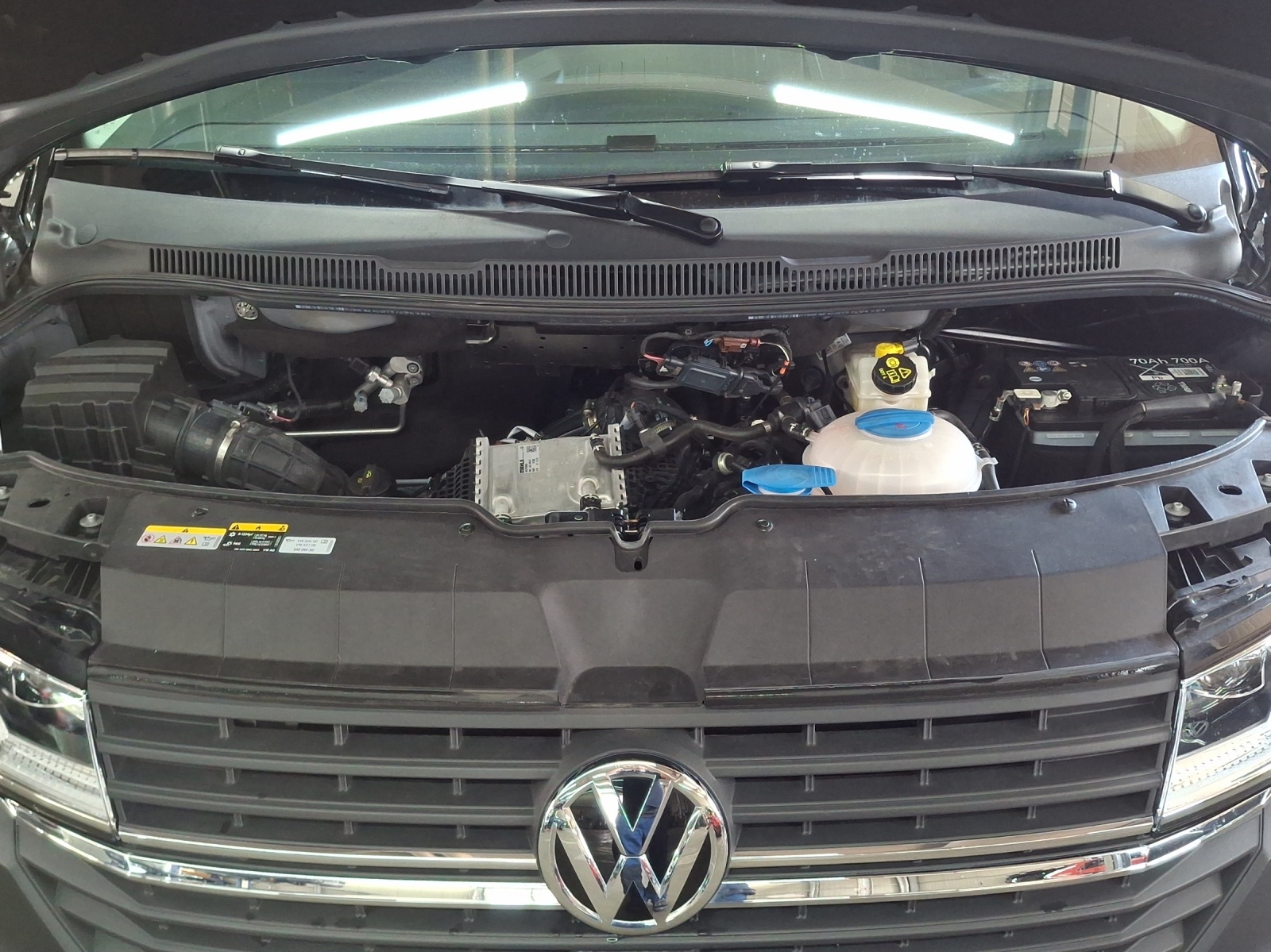 VW T6.1 2.0 TDI DSG-image-15