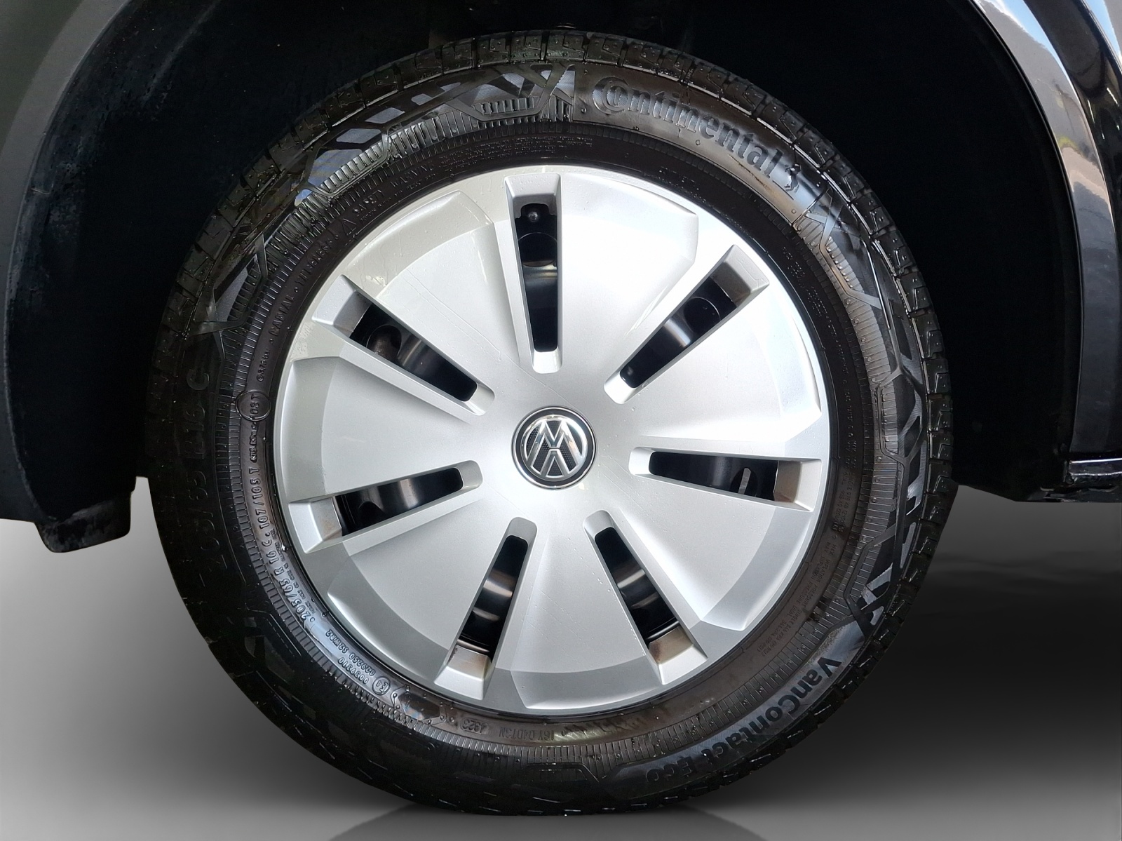 VW T6.1 2.0 TDI DSG-image-14