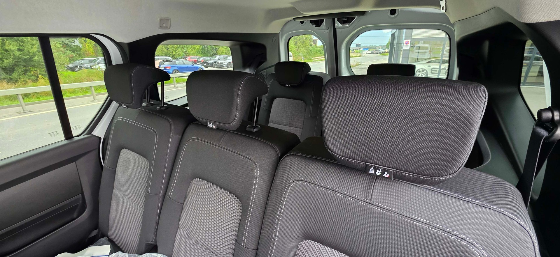 MERCEDES-BENZ Citan 113 Base Lang Aut.-image-9