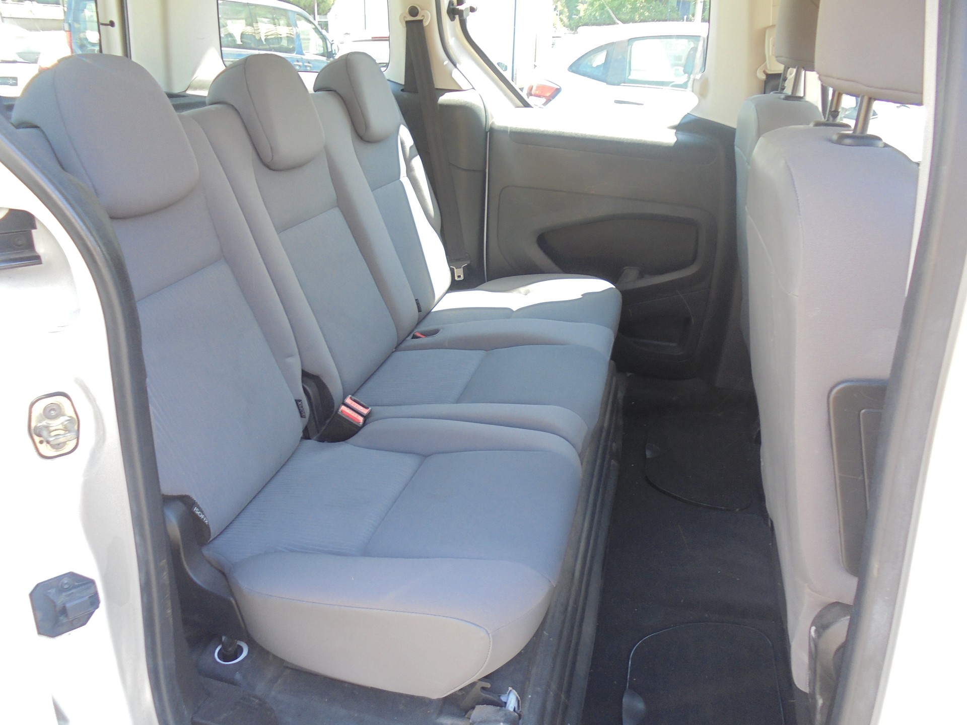 PEUGEOT Partner 1.6 VTi Active-image-7