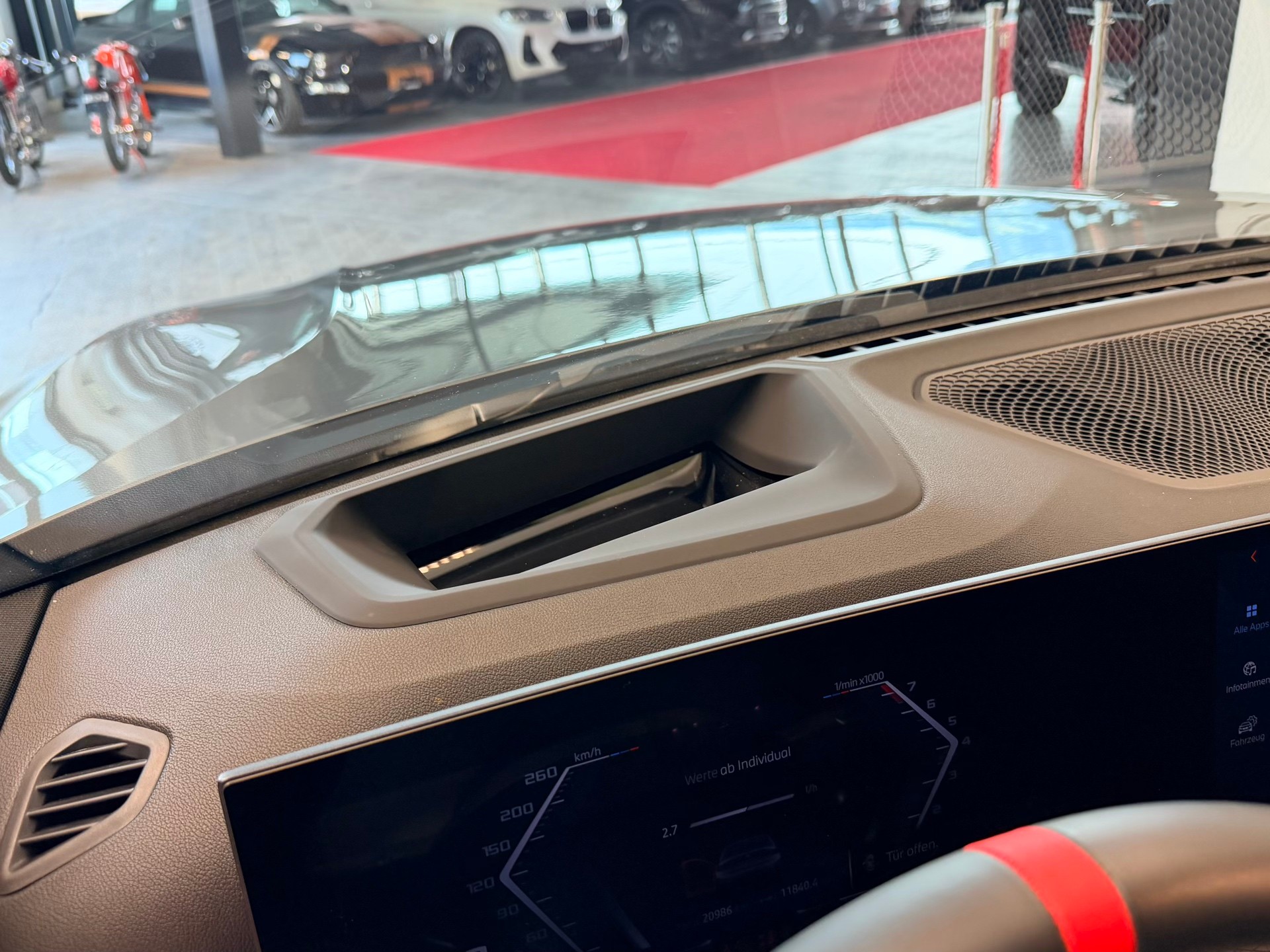 BMW M340i xDrive 48V Steptronic-image-28