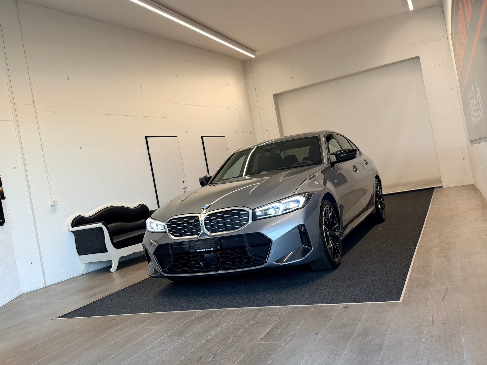 BMW M340i xDrive 48V Steptronic-image-2