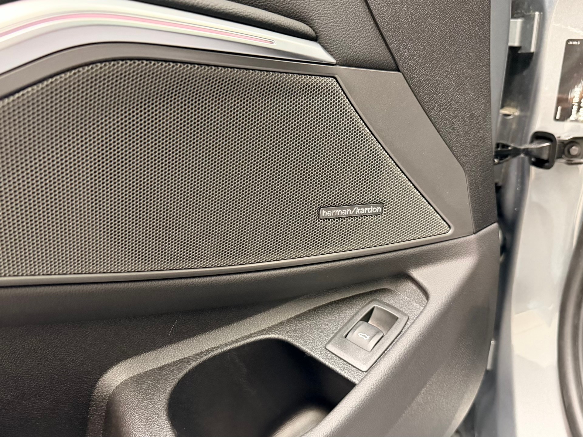 BMW M340i xDrive 48V Steptronic-image-14