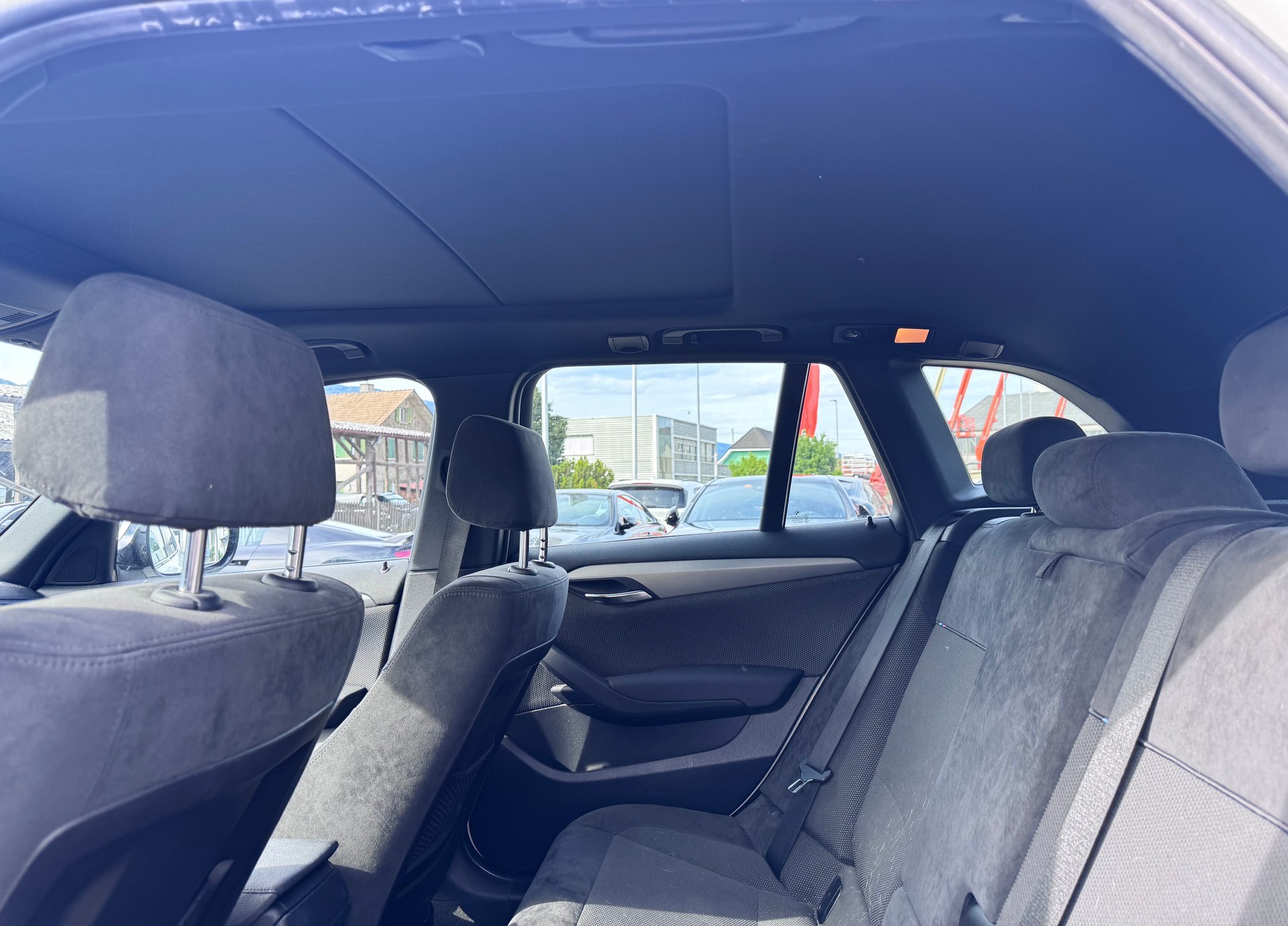 BMW X1 xDrive 20d Steptronic-image-8