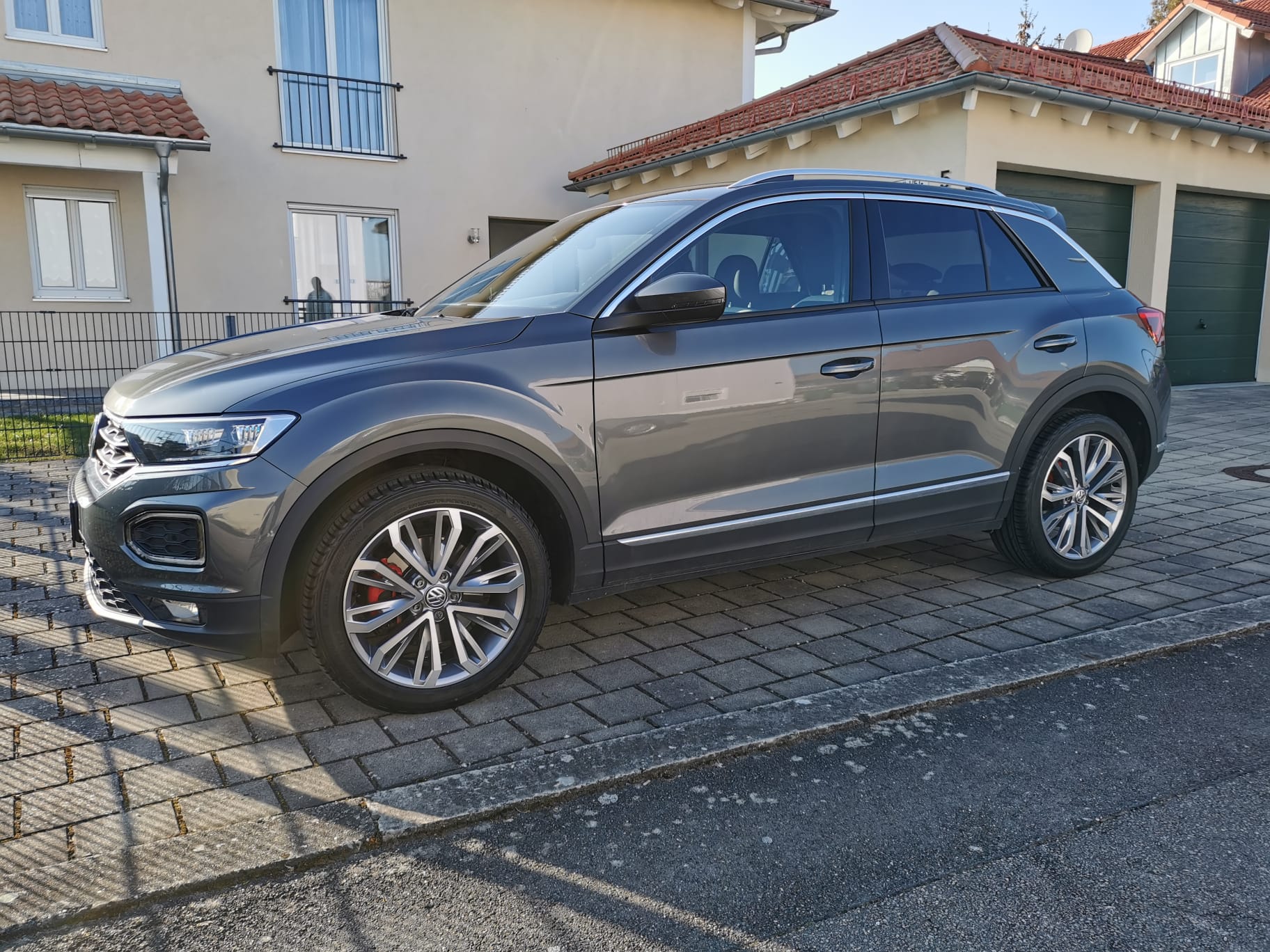 VW T-Roc 1.5 TSI ACT Sport +DSG+LED+NAVI+KLIMA+LM