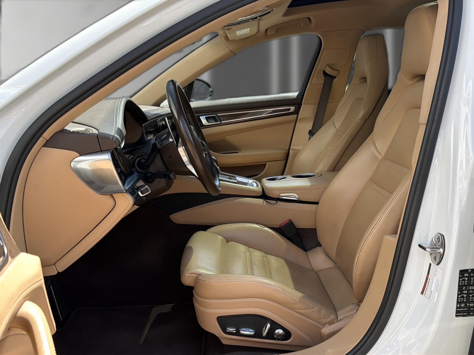 PORSCHE Panamera 4S PDK-image-10