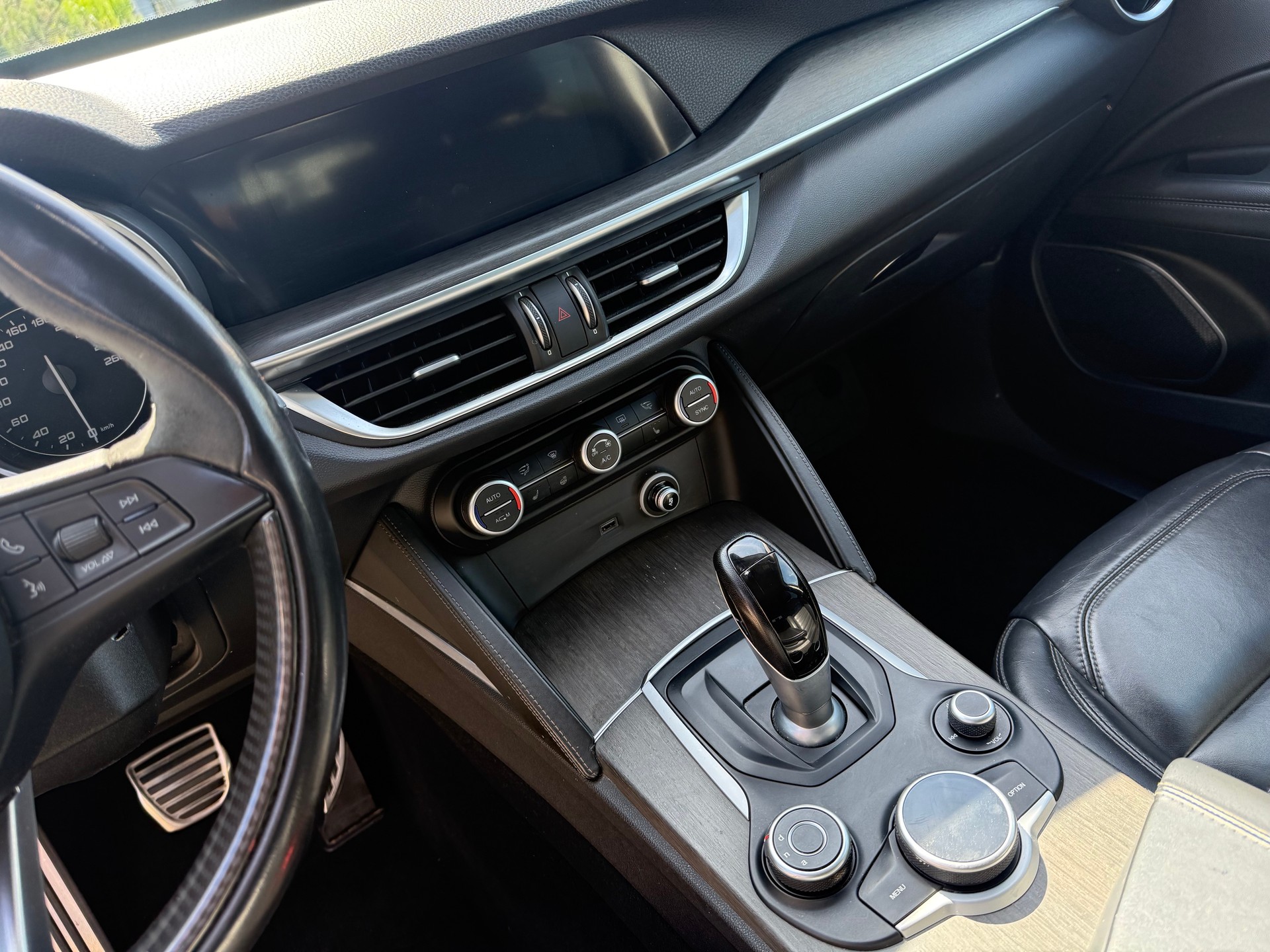 ALFA ROMEO Stelvio 2.2 JTDM Executive Q4 Automatic-image-8