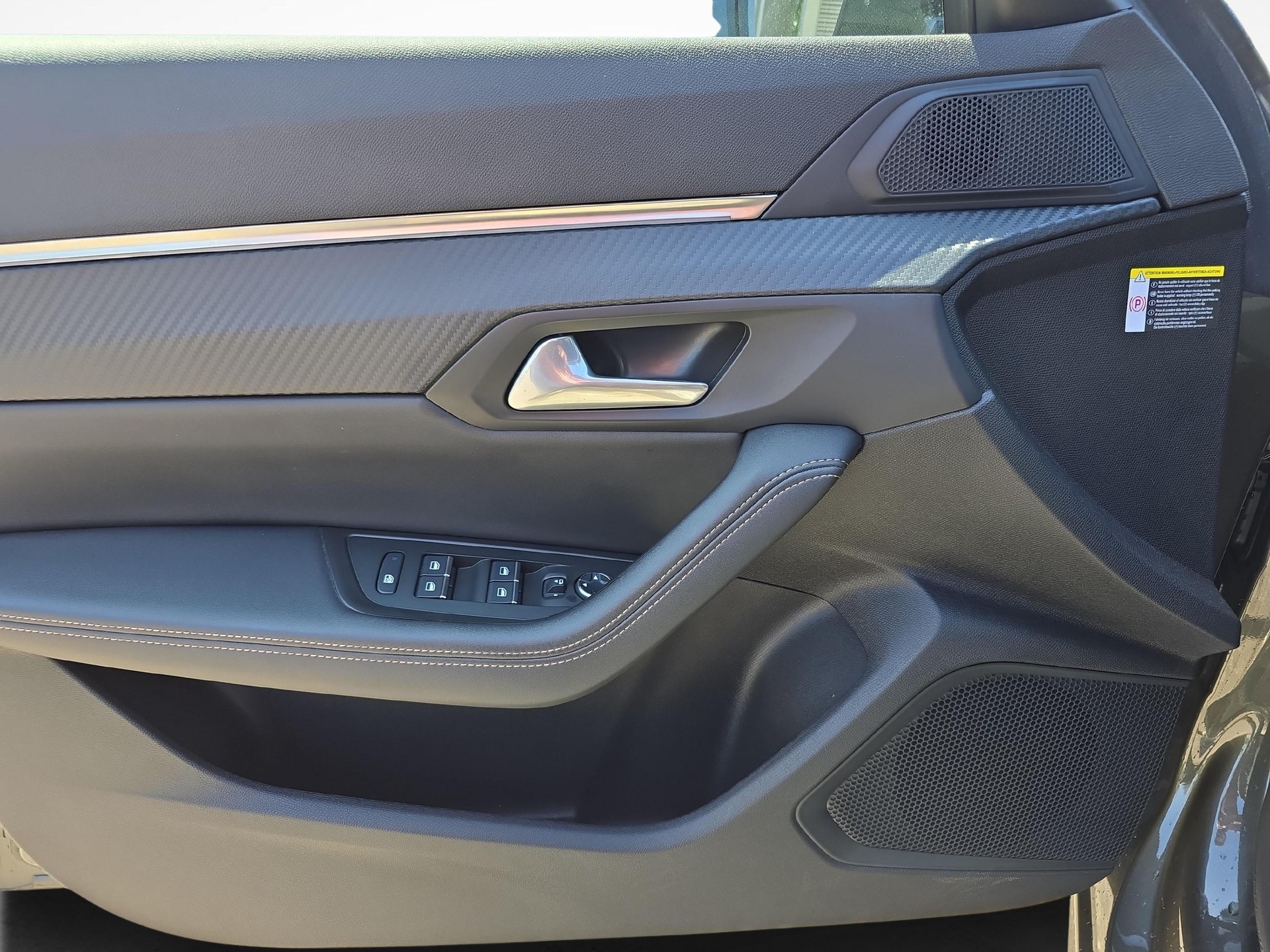 PEUGEOT 508 SW 1.6 Plug-in Hybrid GT Line-image-14