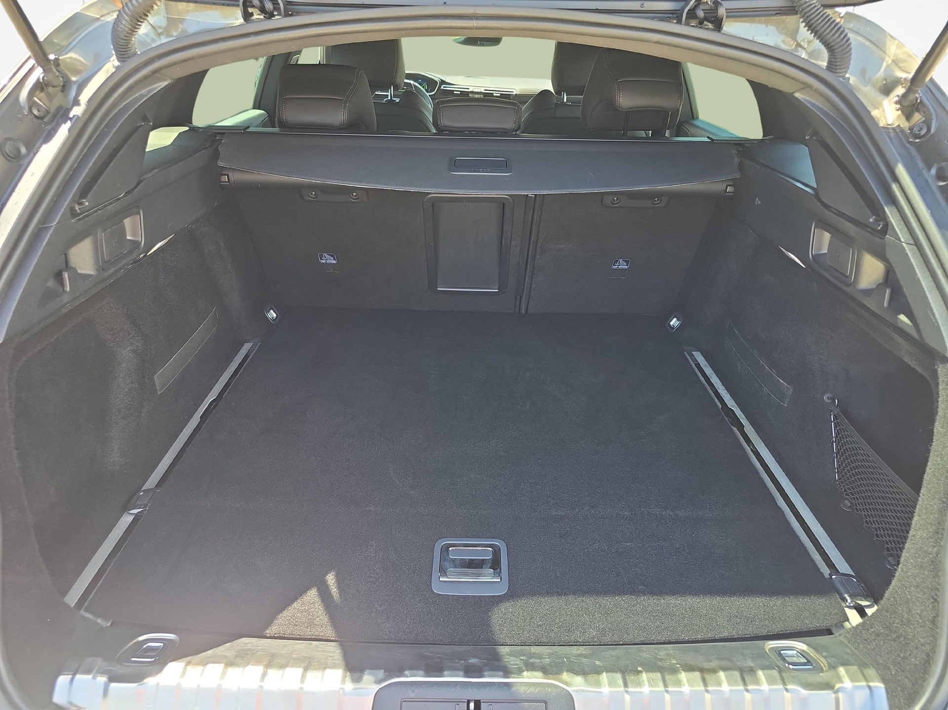 PEUGEOT 508 SW 1.6 Plug-in Hybrid GT Line / Jetzt mit attraktivem 1.99% Leasing-image-11