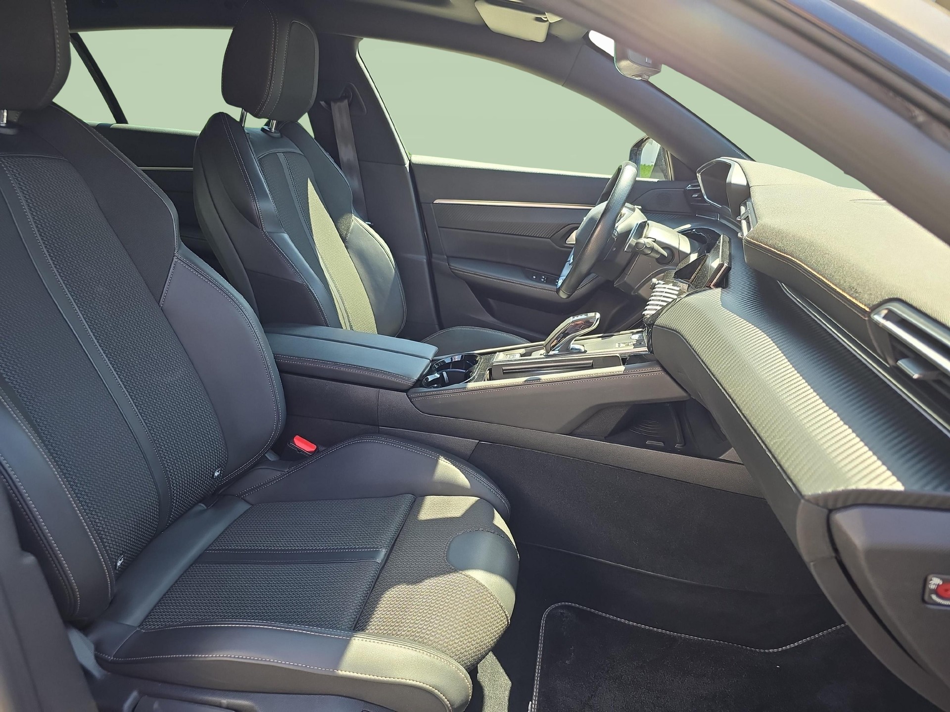 PEUGEOT 508 SW 1.6 Plug-in Hybrid GT Line / Jetzt mit attraktivem 1.99% Leasing-image-9