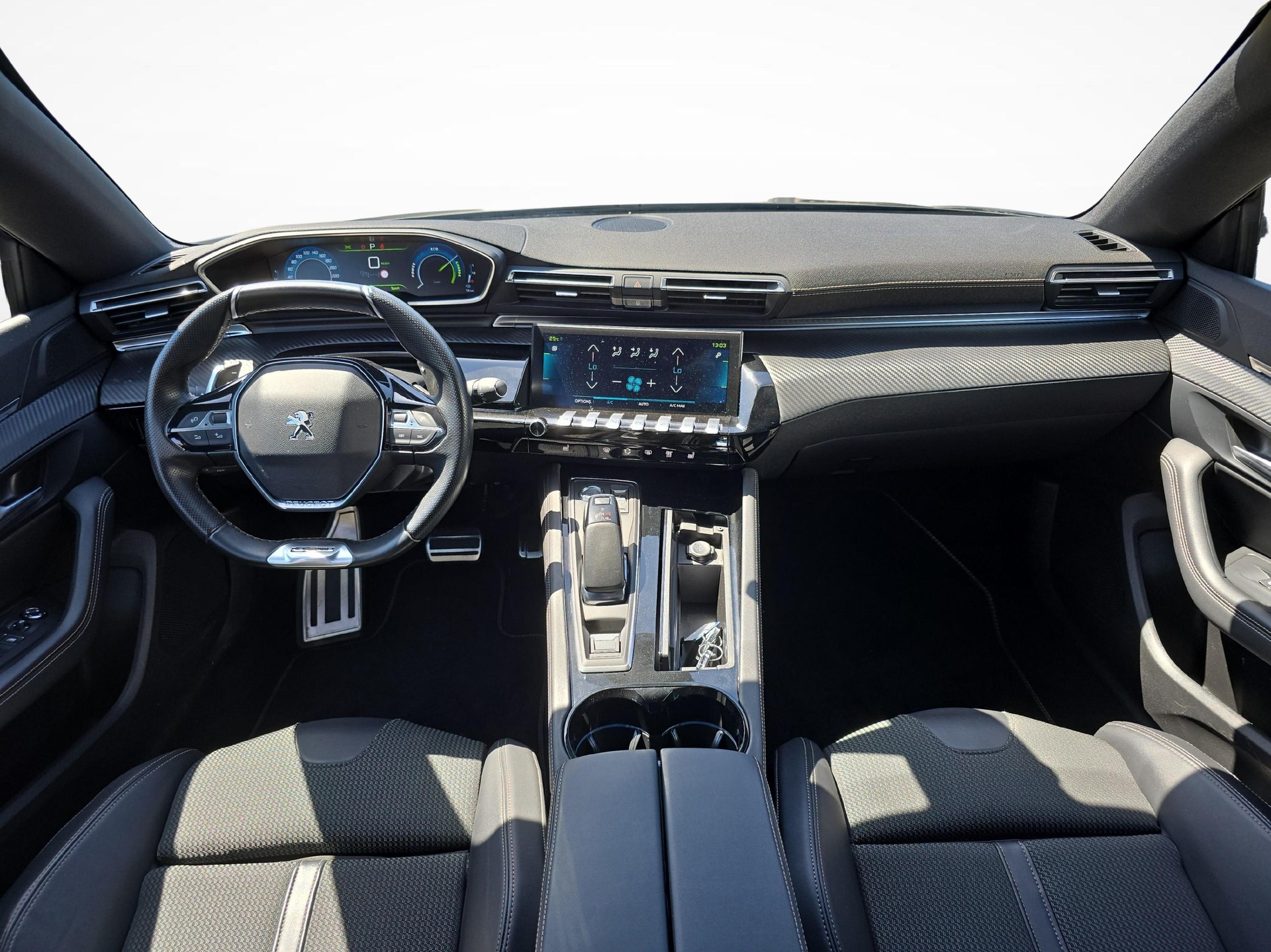 PEUGEOT 508 SW 1.6 Plug-in Hybrid GT Line-image-8