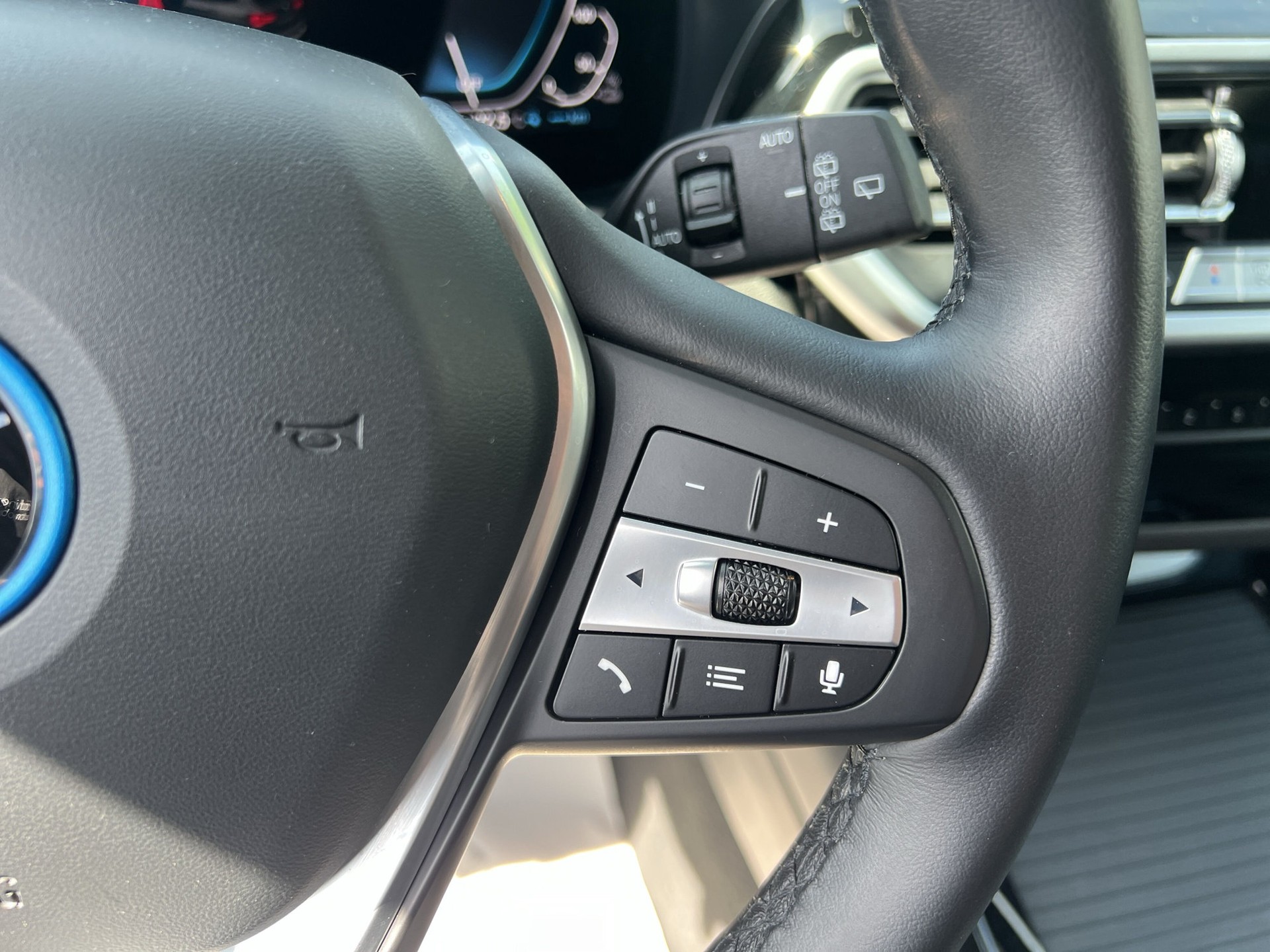 BMW X3 xDrive 30e-image-15