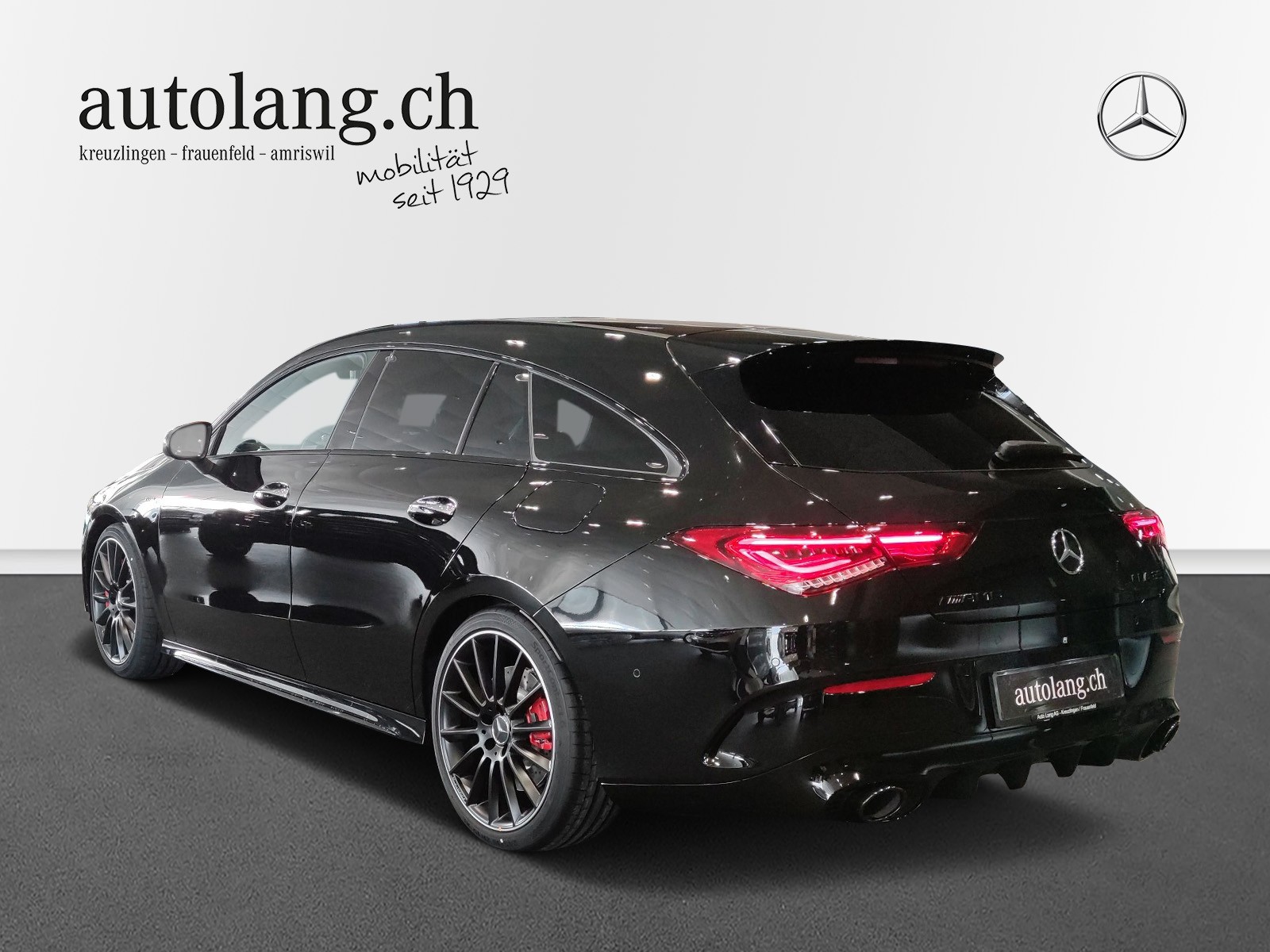 MERCEDES-BENZ CLA 35 AMG 4Matic Shooting Brake-showroom-element-2