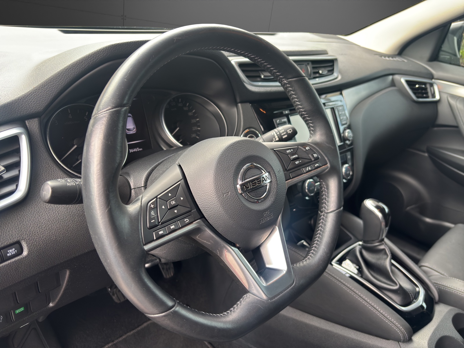 NISSAN Qashqai 1.2 DIG-T tekna Xtronic CVT-image-3