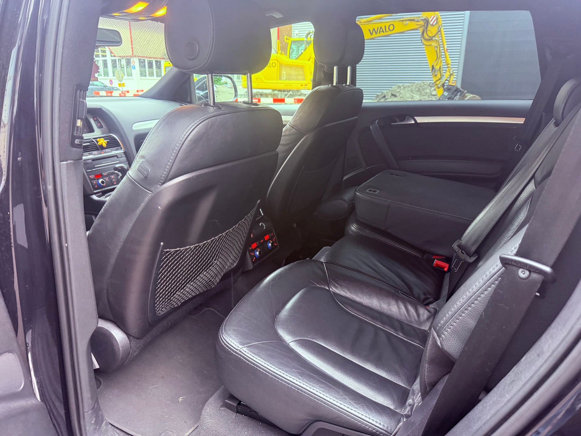 AUDI Q7 3.0 TDI quattro tiptronic-image-5