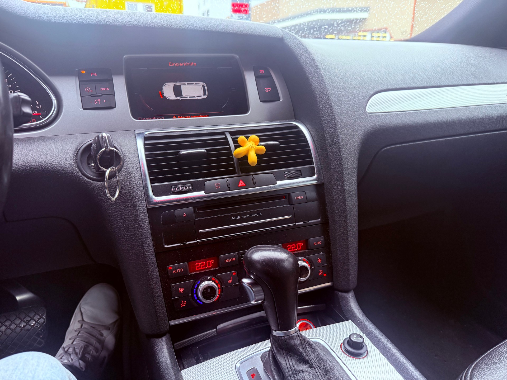 AUDI Q7 3.0 TDI quattro tiptronic-image-8