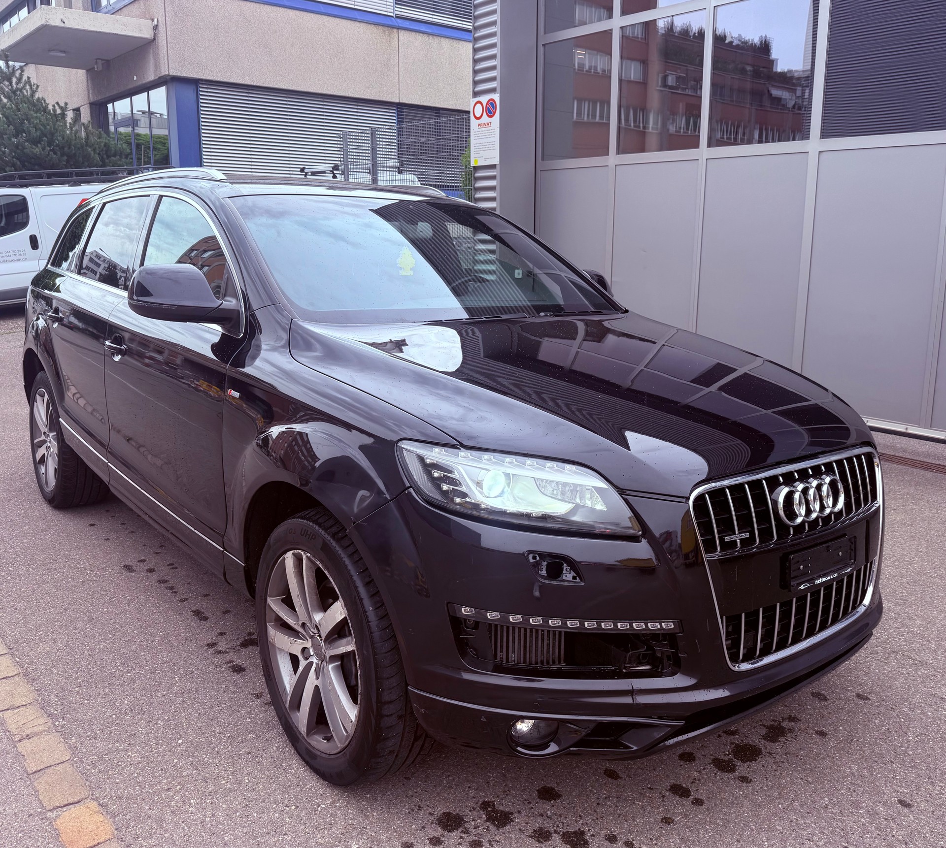 AUDI Q7 3.0 TDI quattro tiptronic-image-0