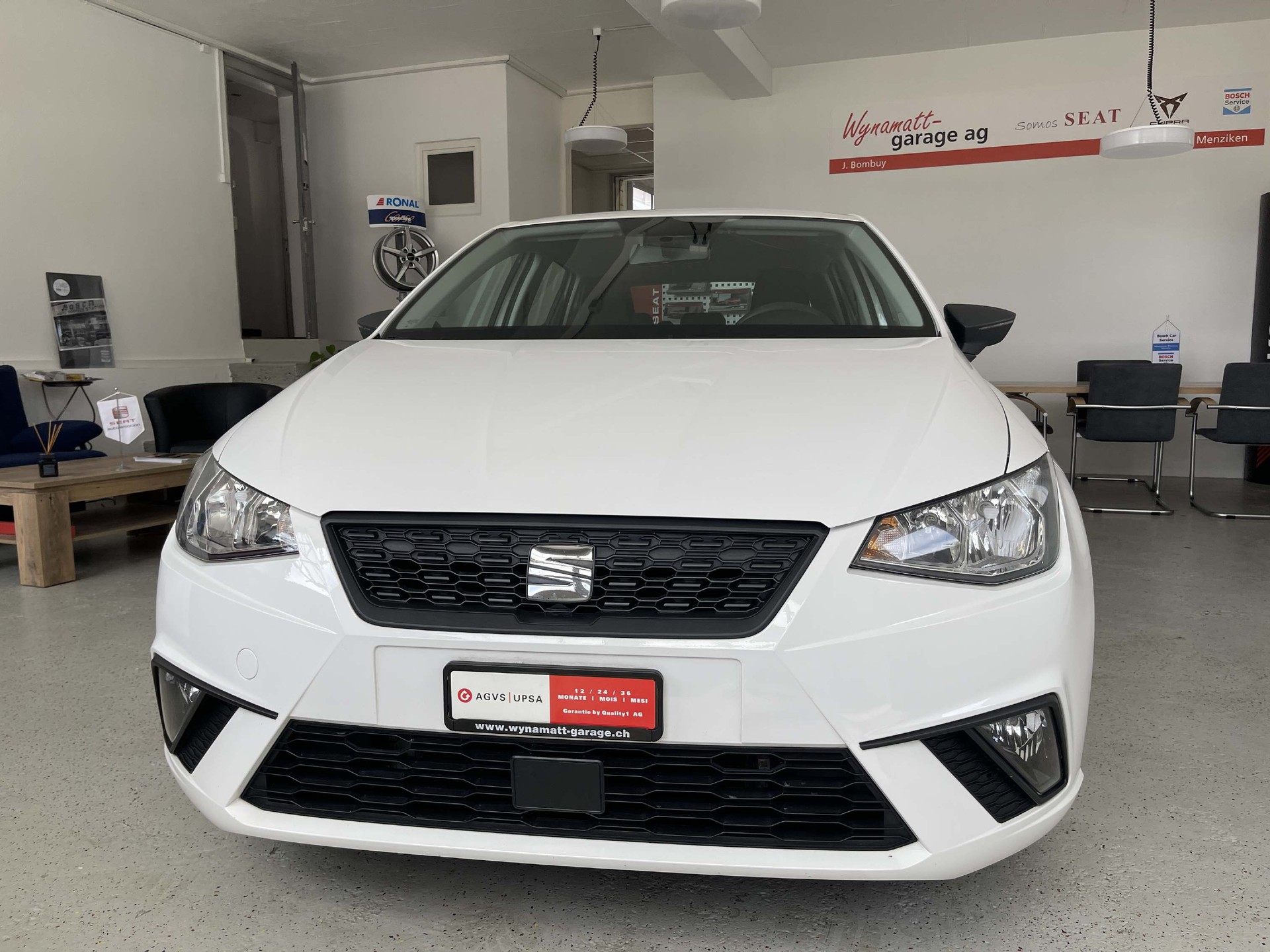 SEAT Ibiza 1.0 TSI 95 Reference-image-0